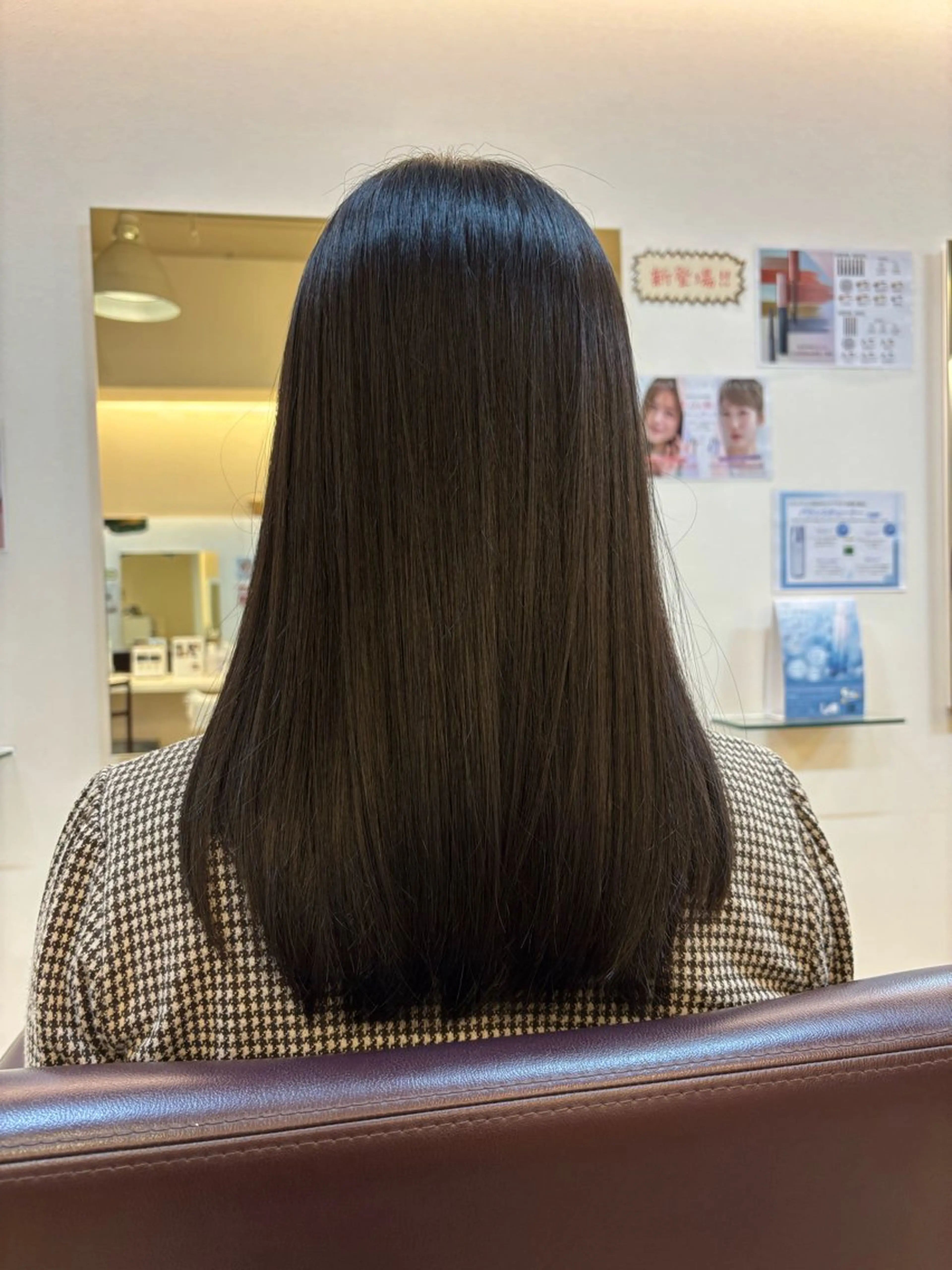 セミロング しみず まりかのヘアスタイル