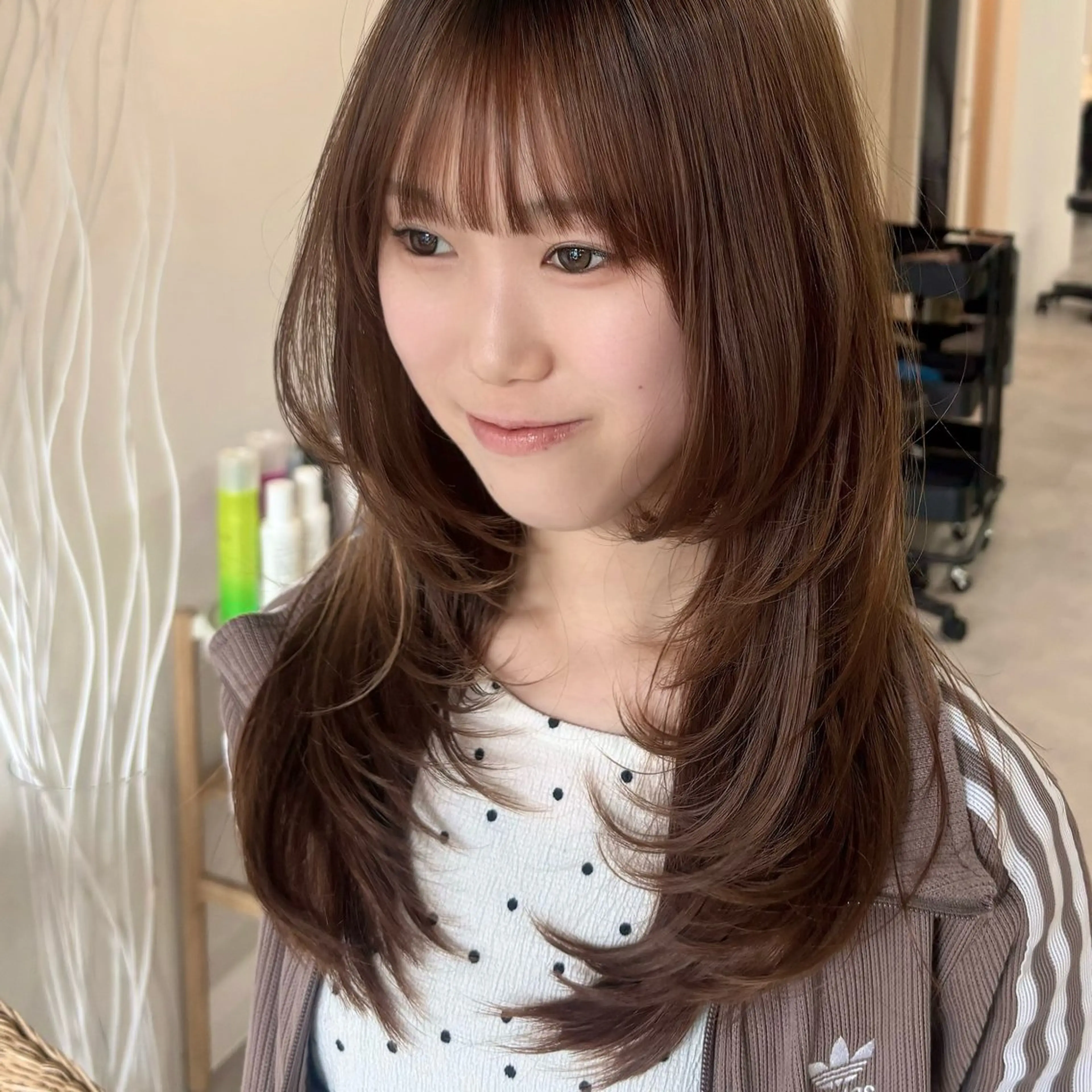 セミロング カット ヘアカラー トリートメント 🌟レイヤーカット/ 縮毛矯正/うみ🌟のヘアスタイル