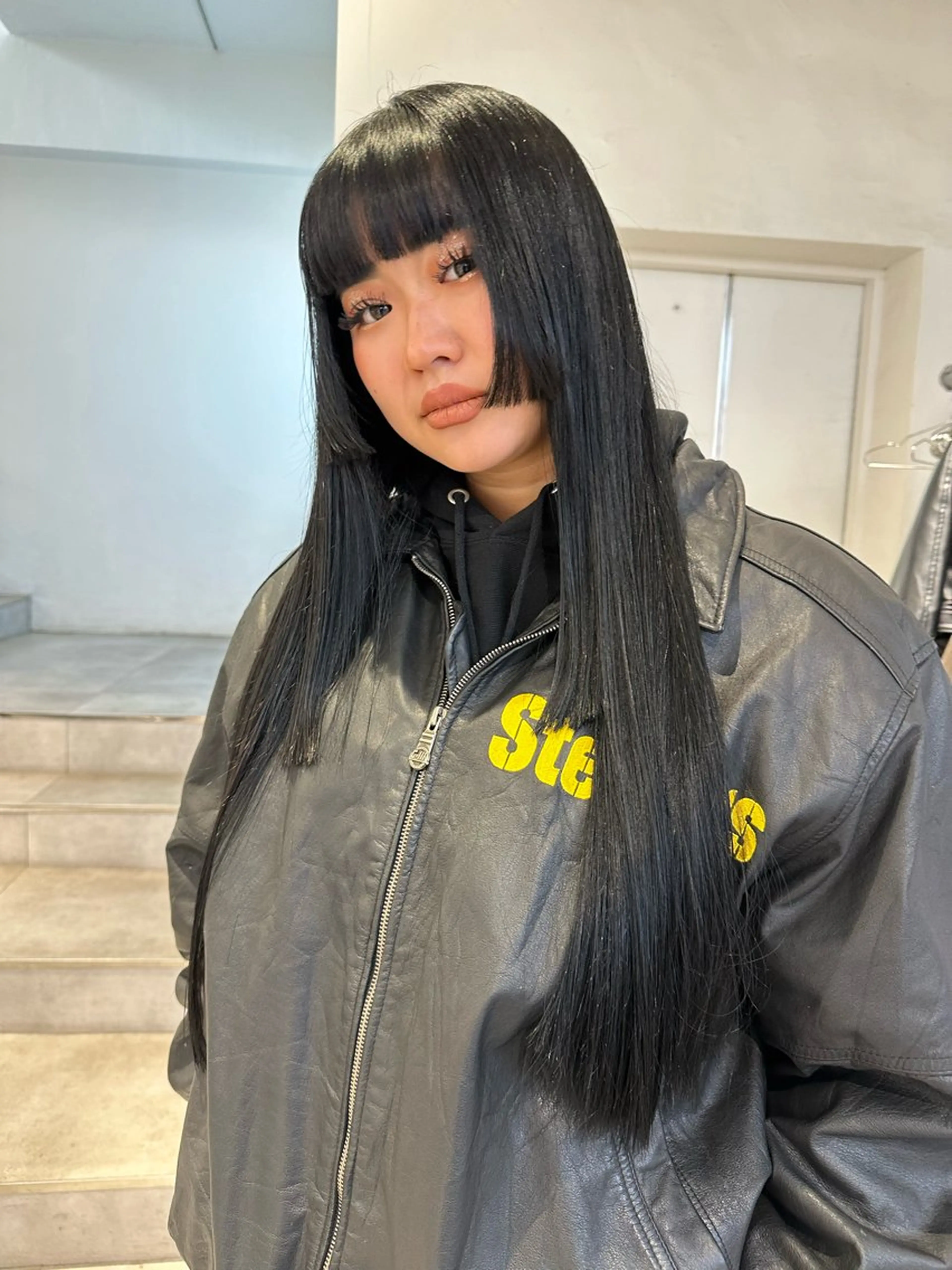 ロング 姫カット カット ヘアカラー 韓国ヘアメンズ・レデ ィース特化ミクのヘアスタイル