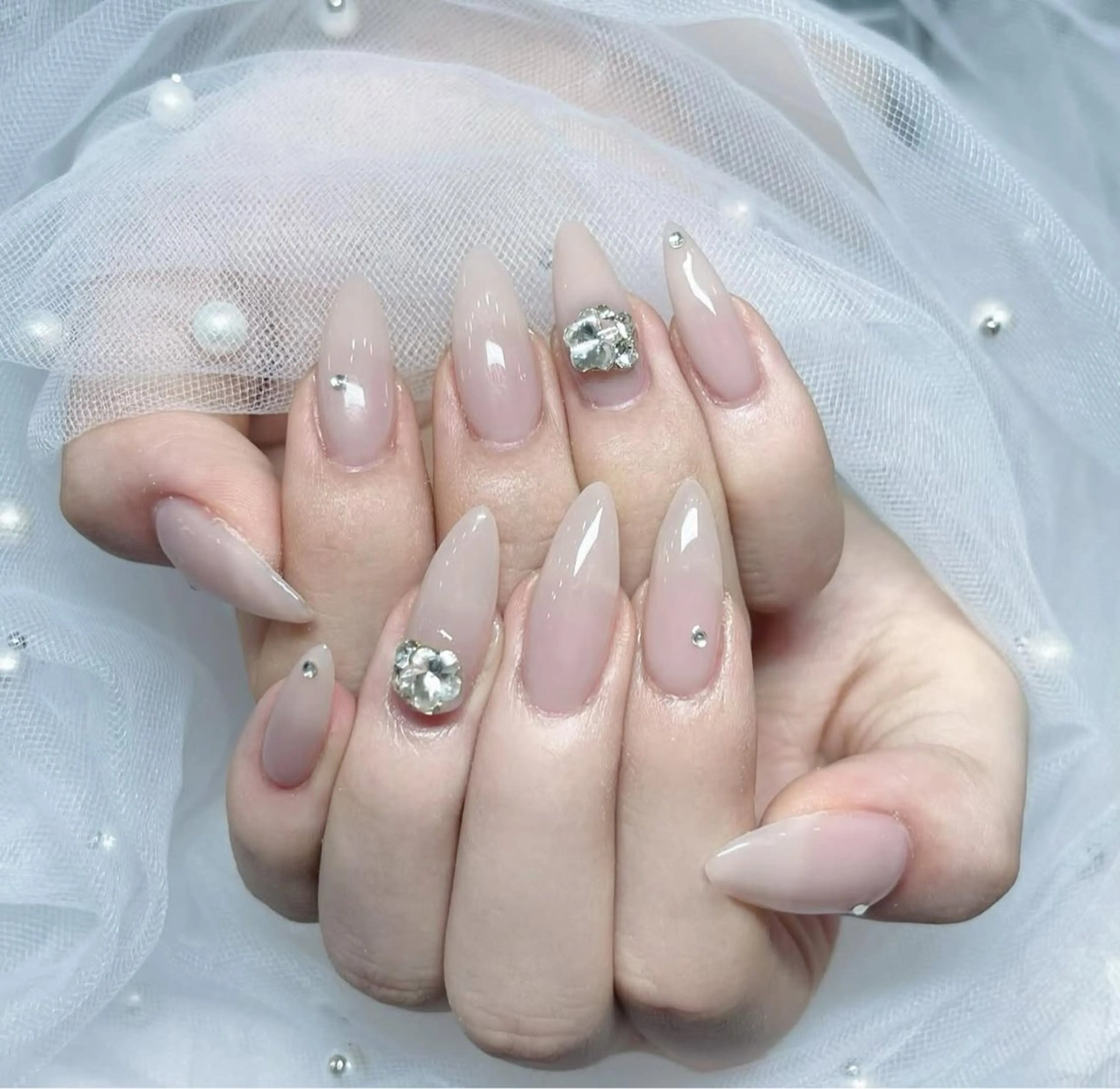 ネイル ハンドネイル 島尻 ユインのネイルデザイン