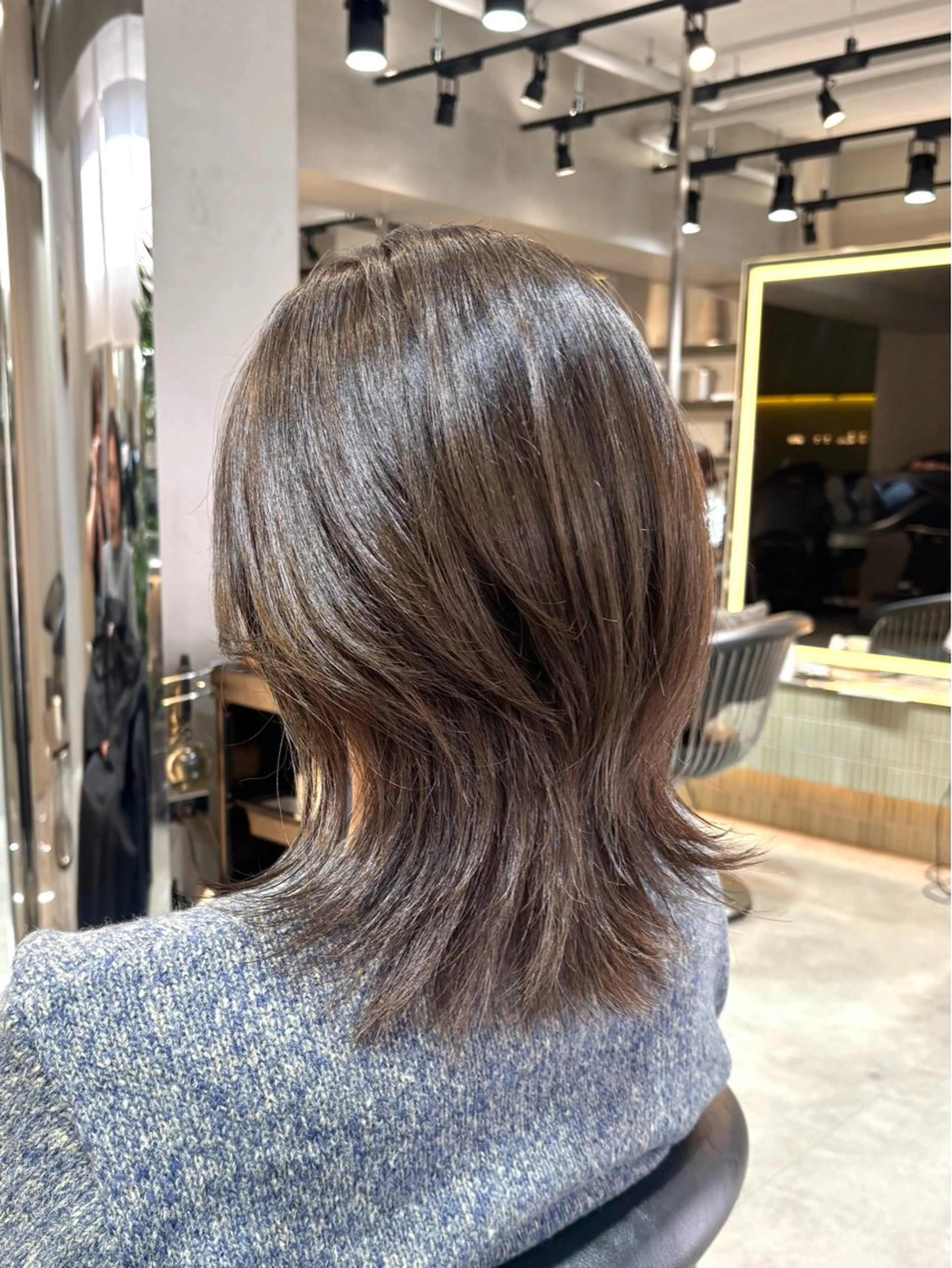 ミディアム カット ヘアカラー トリートメント 🩵縮毛矯正/ブリー チ/髪質改善/いつかのヘアスタイル