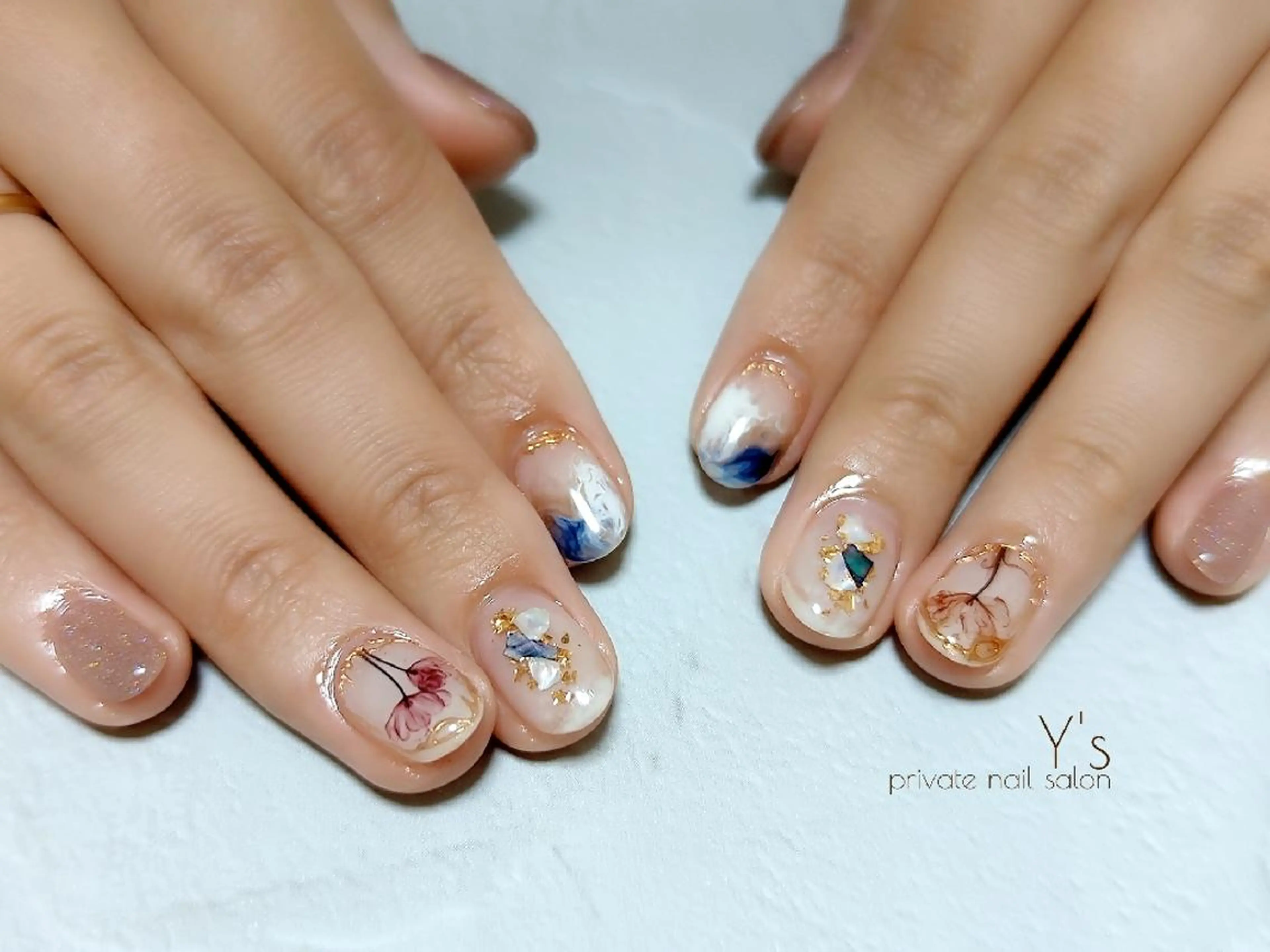 ネイル ハンドネイル YUMI NAGAI  のネイルデザイン