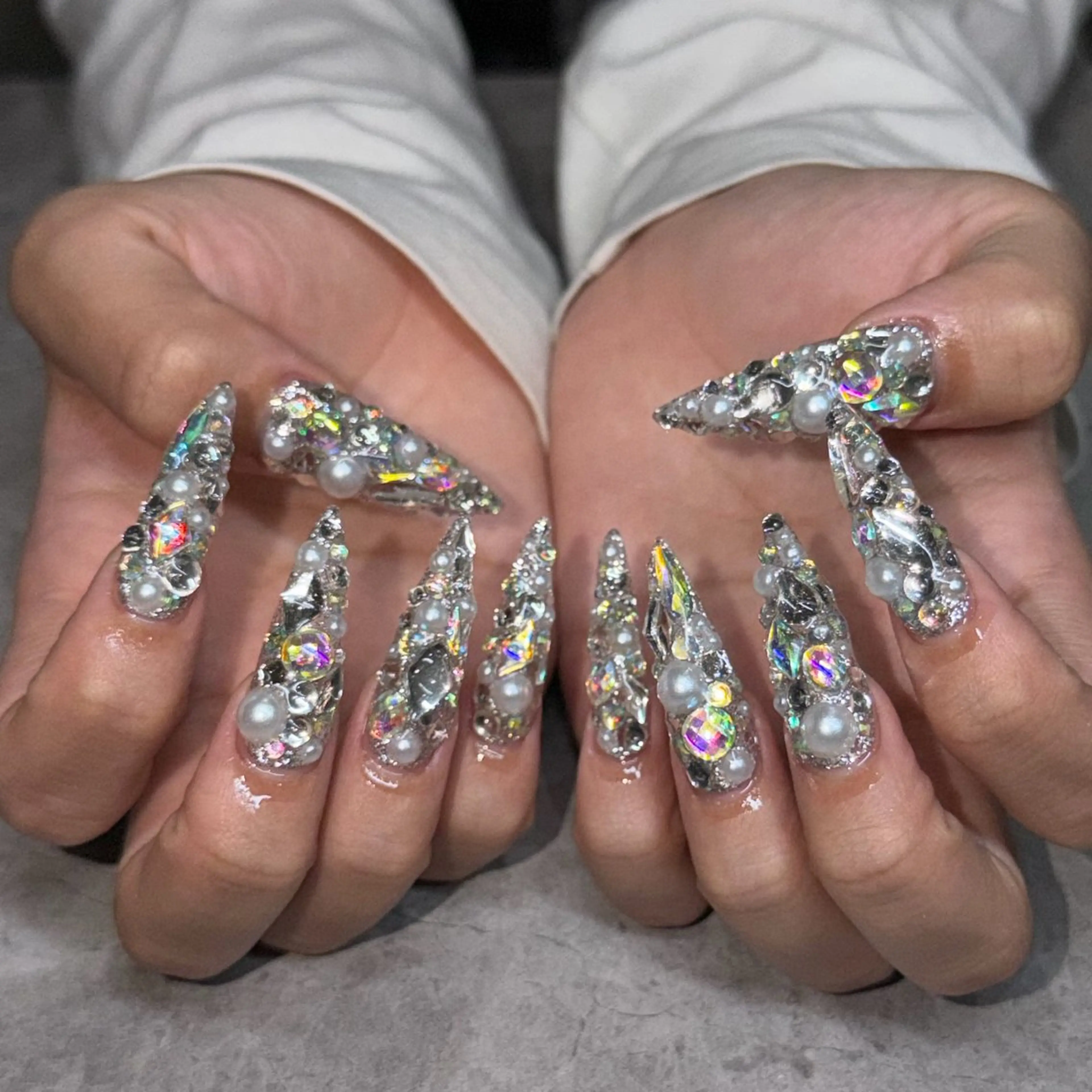 ネイル ハンドネイル IROHA NAIL Kurumi🪽🫧のネイルデザイン