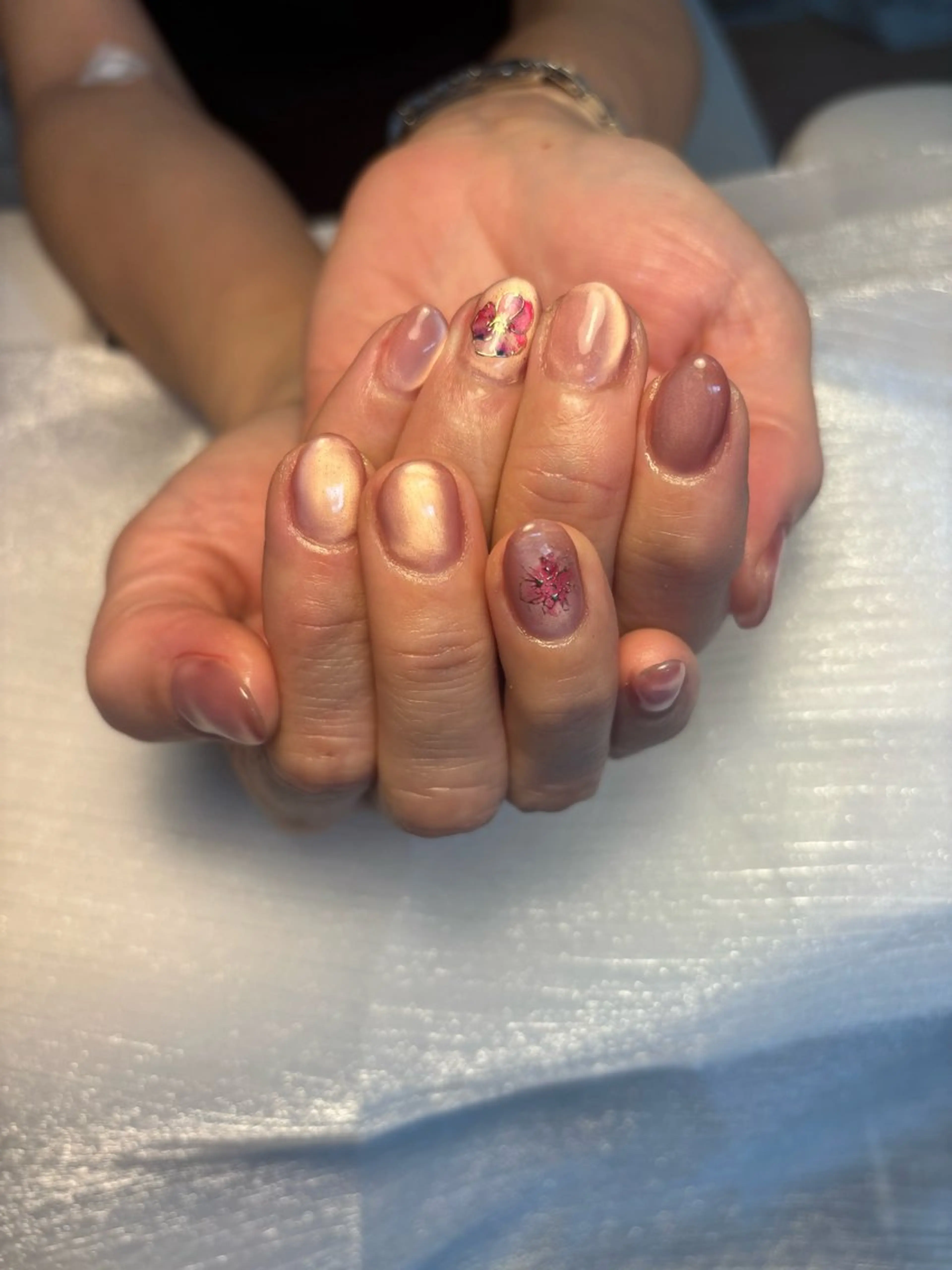 ネイル マグネットネイル 持ち込み 春ネイル ハンドネイル Nail salon Natulalのネイルデザイン