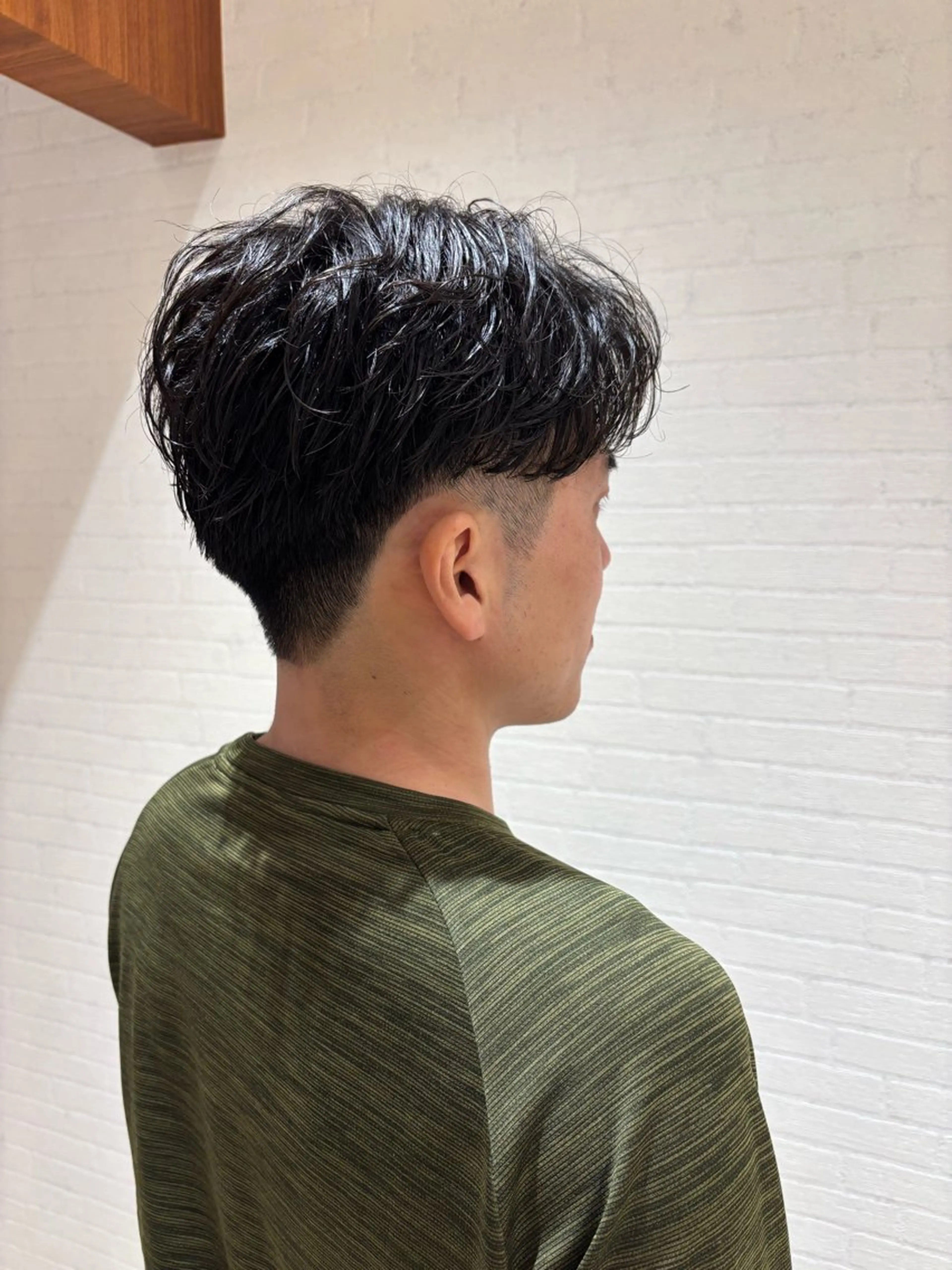 メンズ センターパート メンズパーマ LiTA RIKUのヘアスタイル