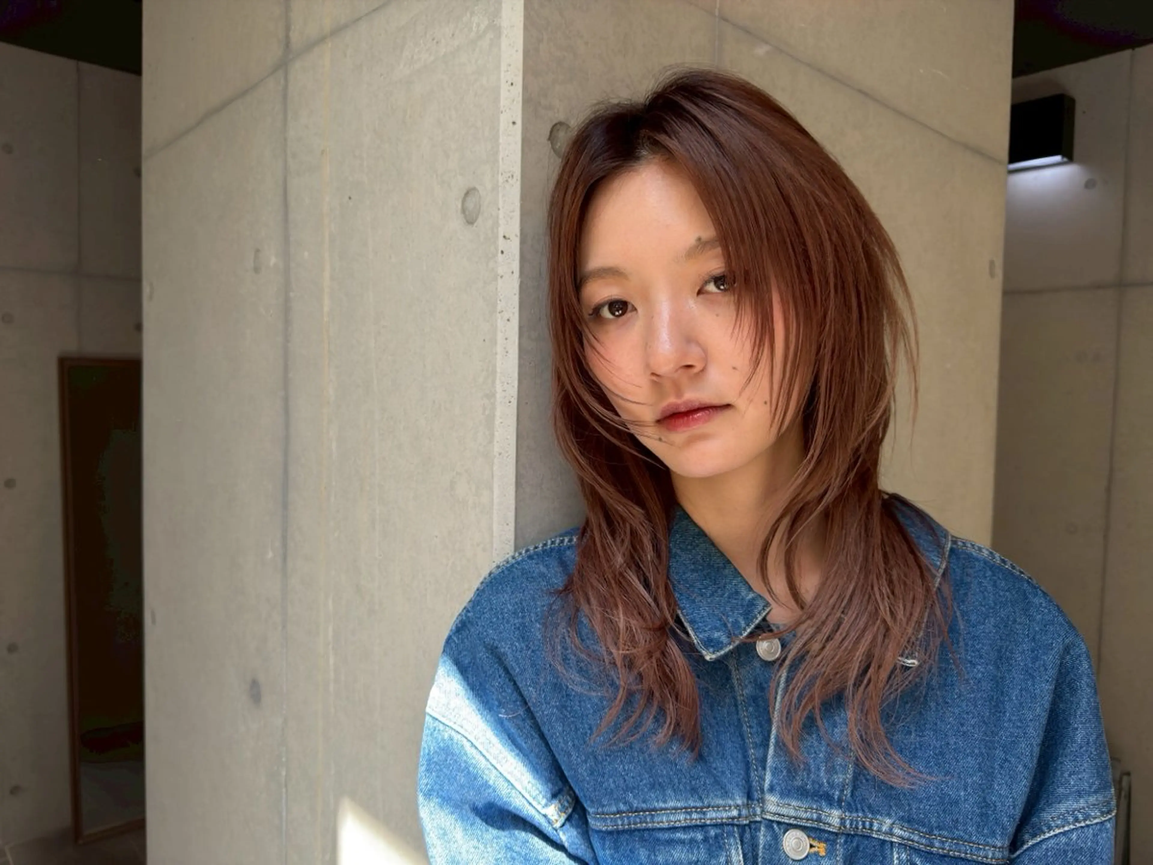 セミロング カラー カット ヘアカラー だいち/ブリーチ/ レイヤーカットのヘアスタイル