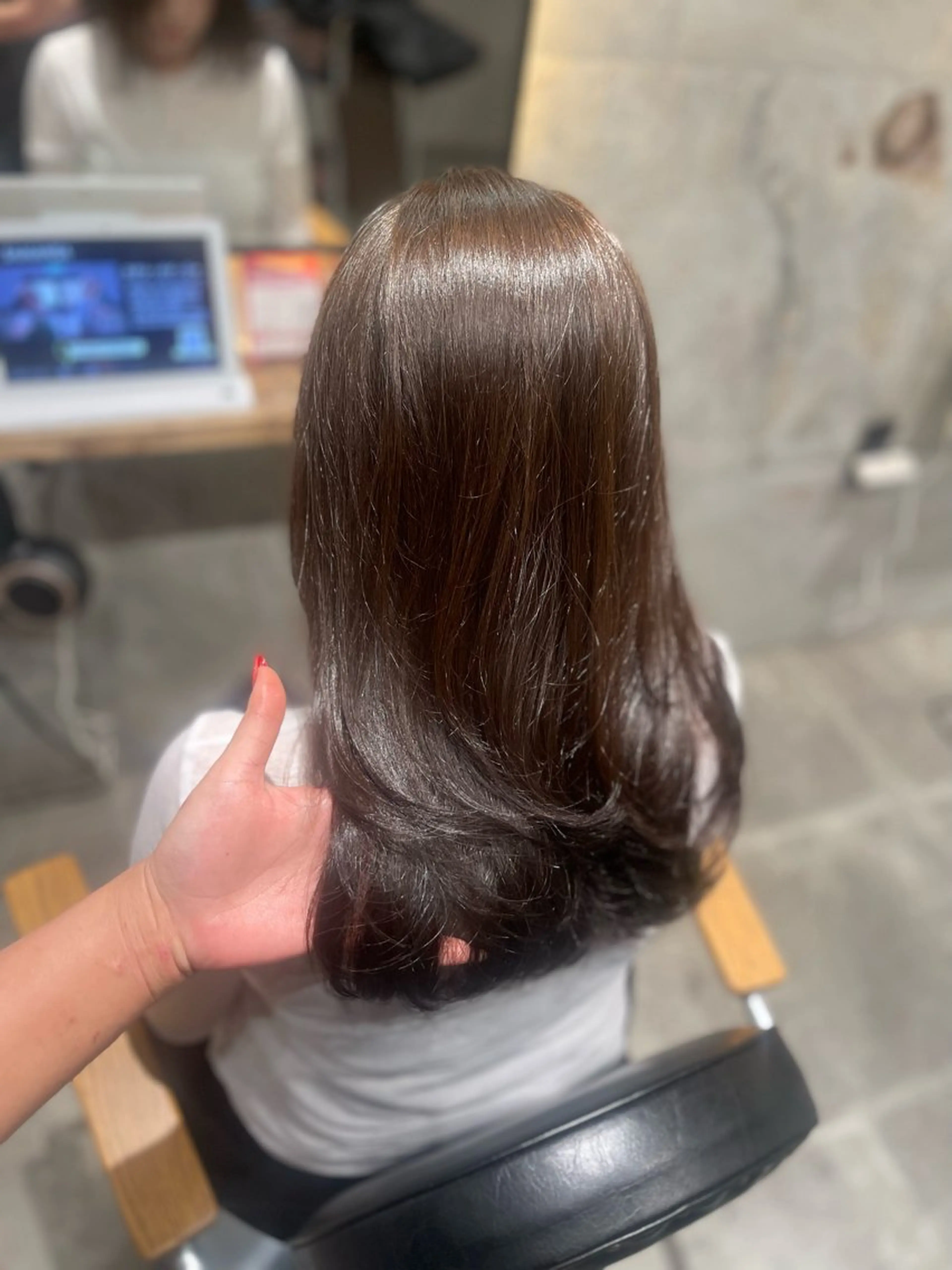 セミロング カラー ブラウンカラー チョコレートブラウン 透明感カラー ダブルカラー La fith hair SHIN 大分所属・Lafith 大分／ ヨッシーのヘアスタイル