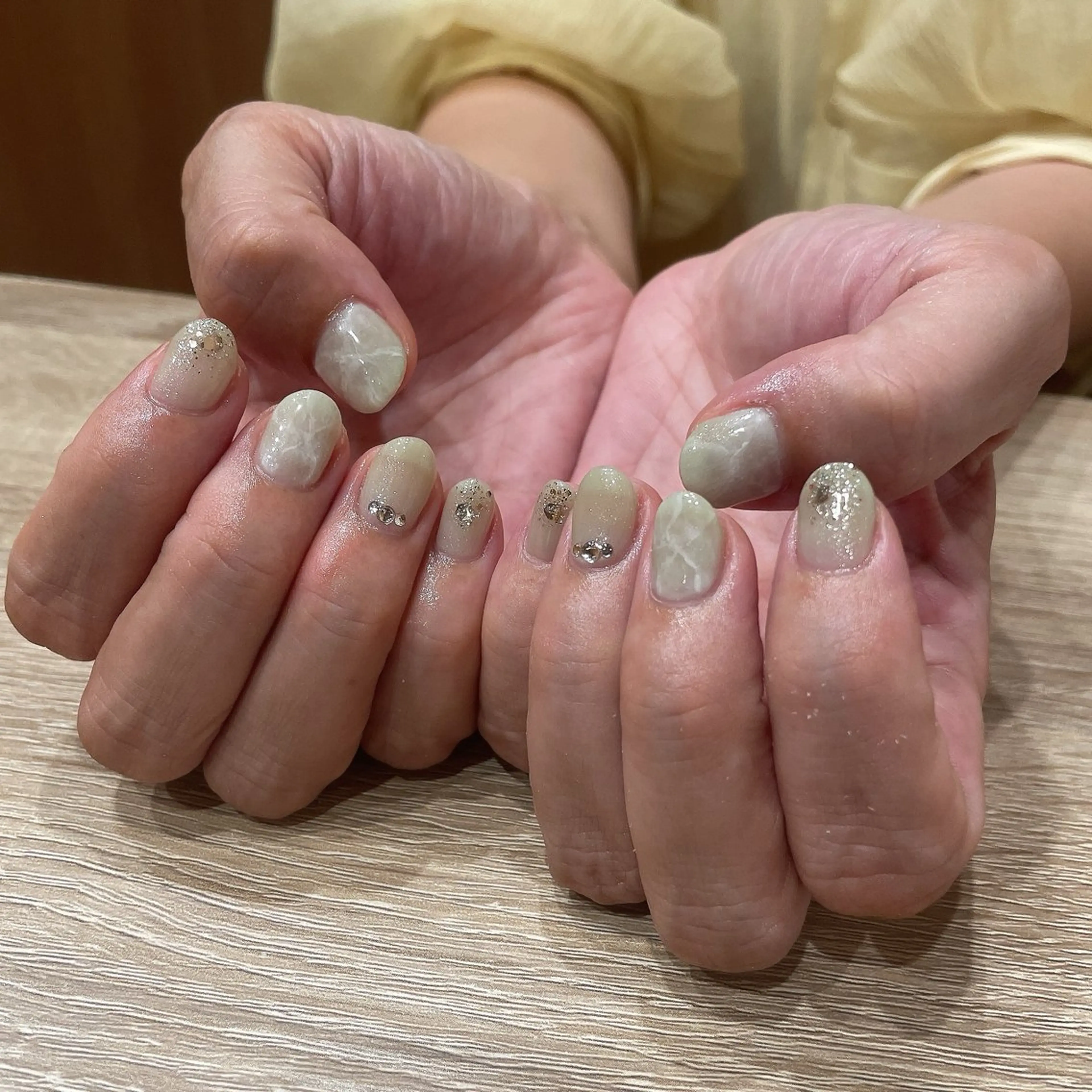 ネイル 持ち込み liberté🫧 新小岩のネイルデザイン