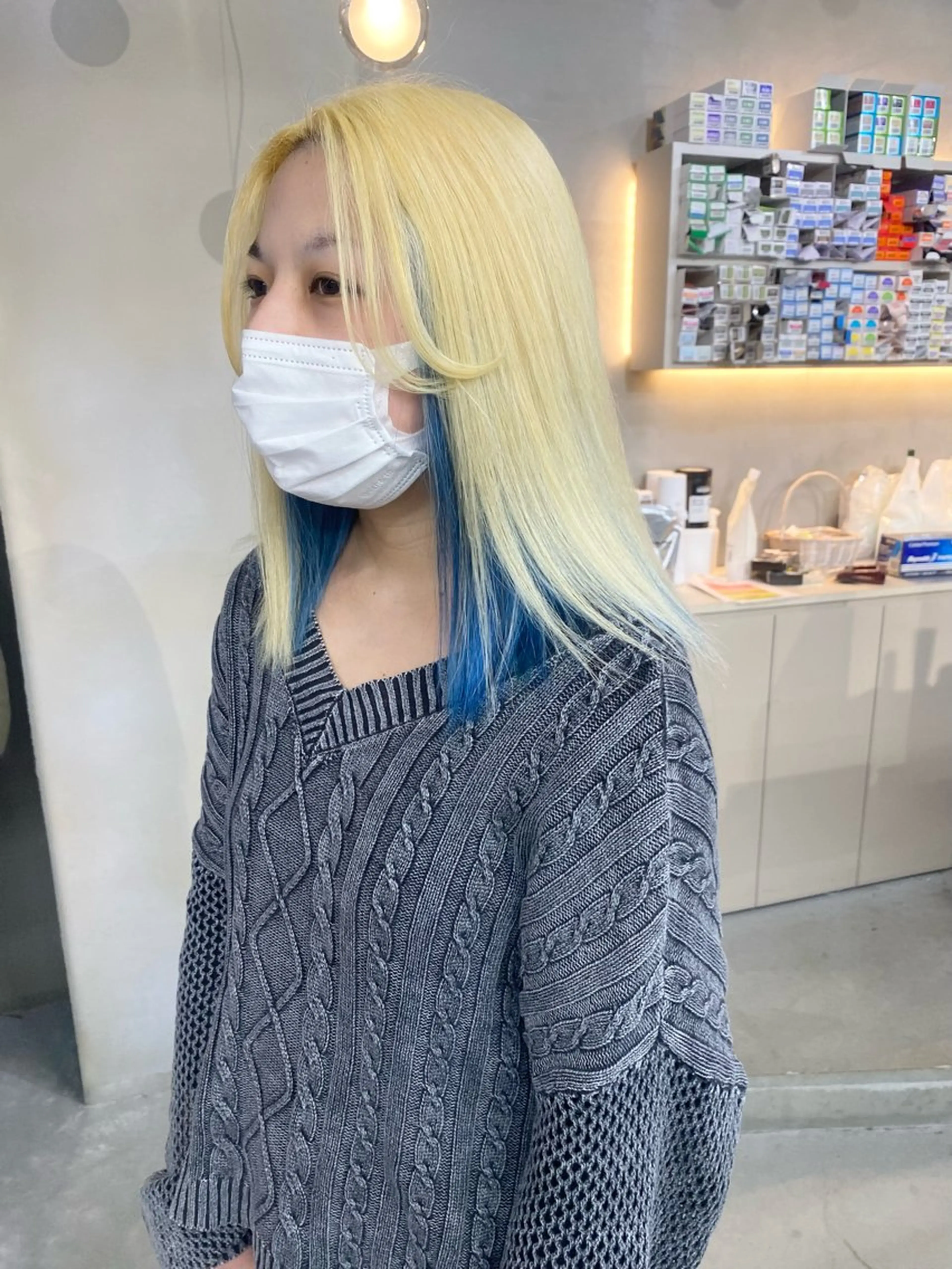 セミロング カラー ヘアカラー qulim所属・前橋 姫奈のヘアスタイル