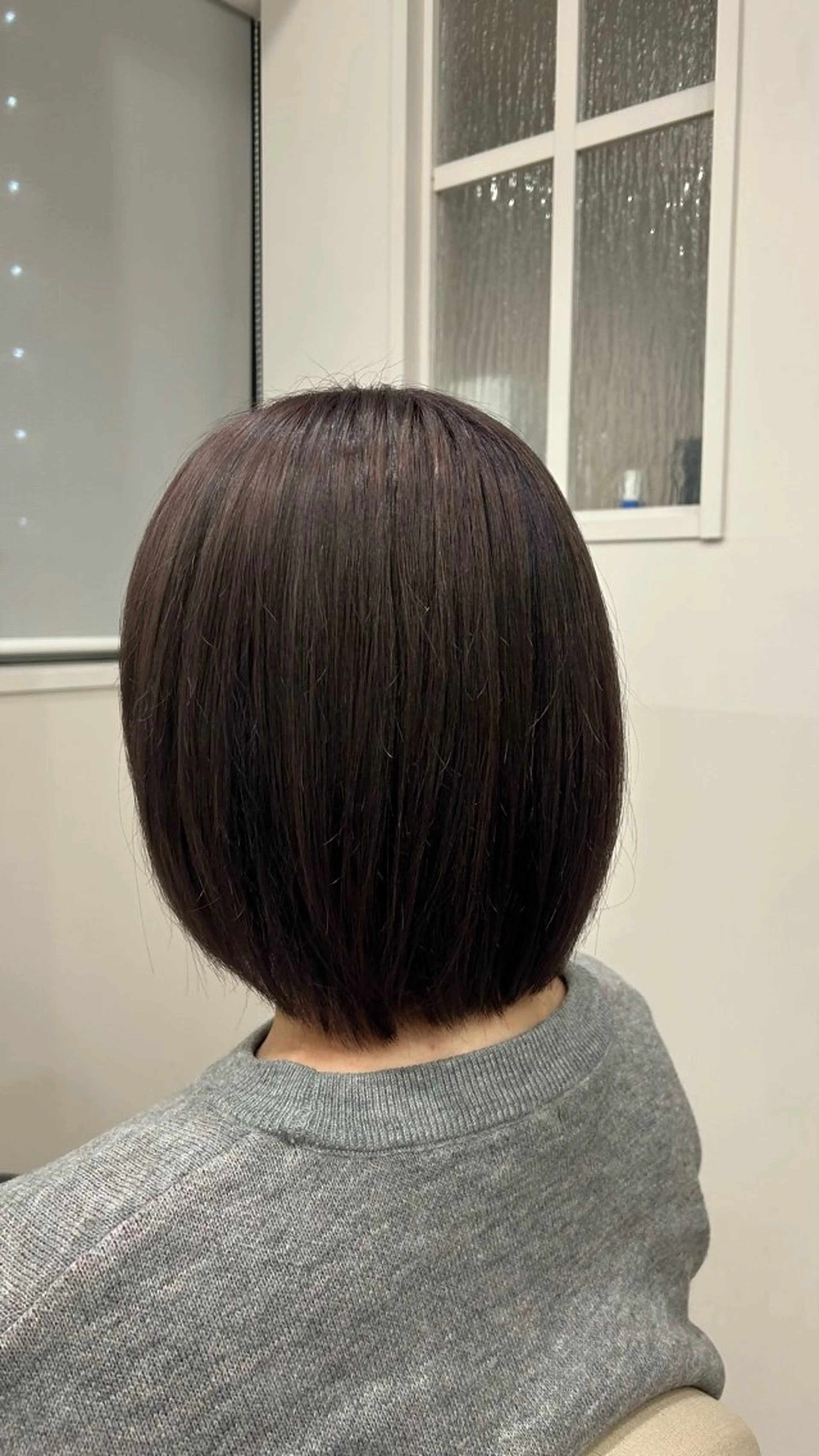 ショート ヘアカラー ULUA ひまりのヘアスタイル