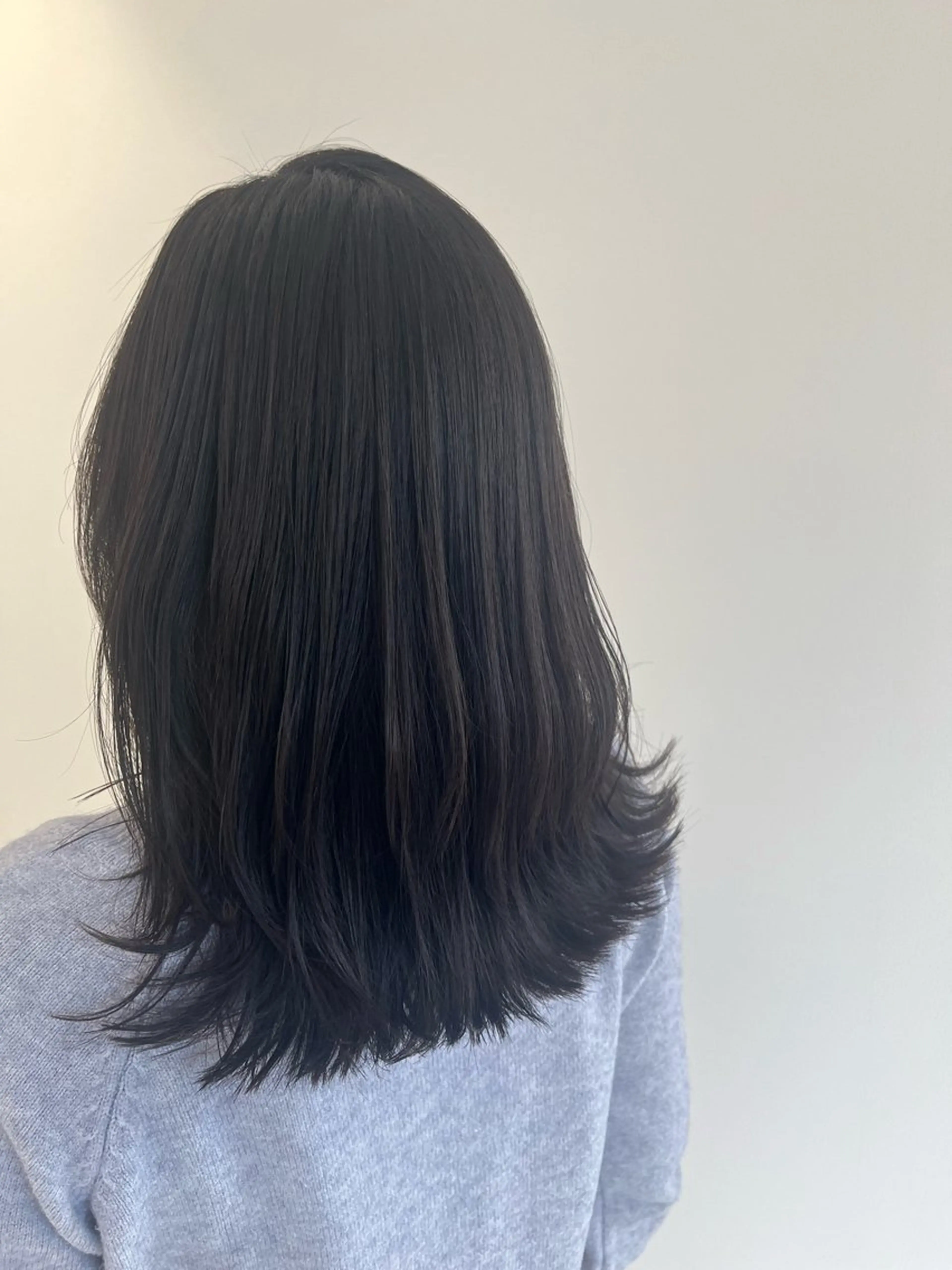 セミロング 加美山 芽衣のヘアスタイル
