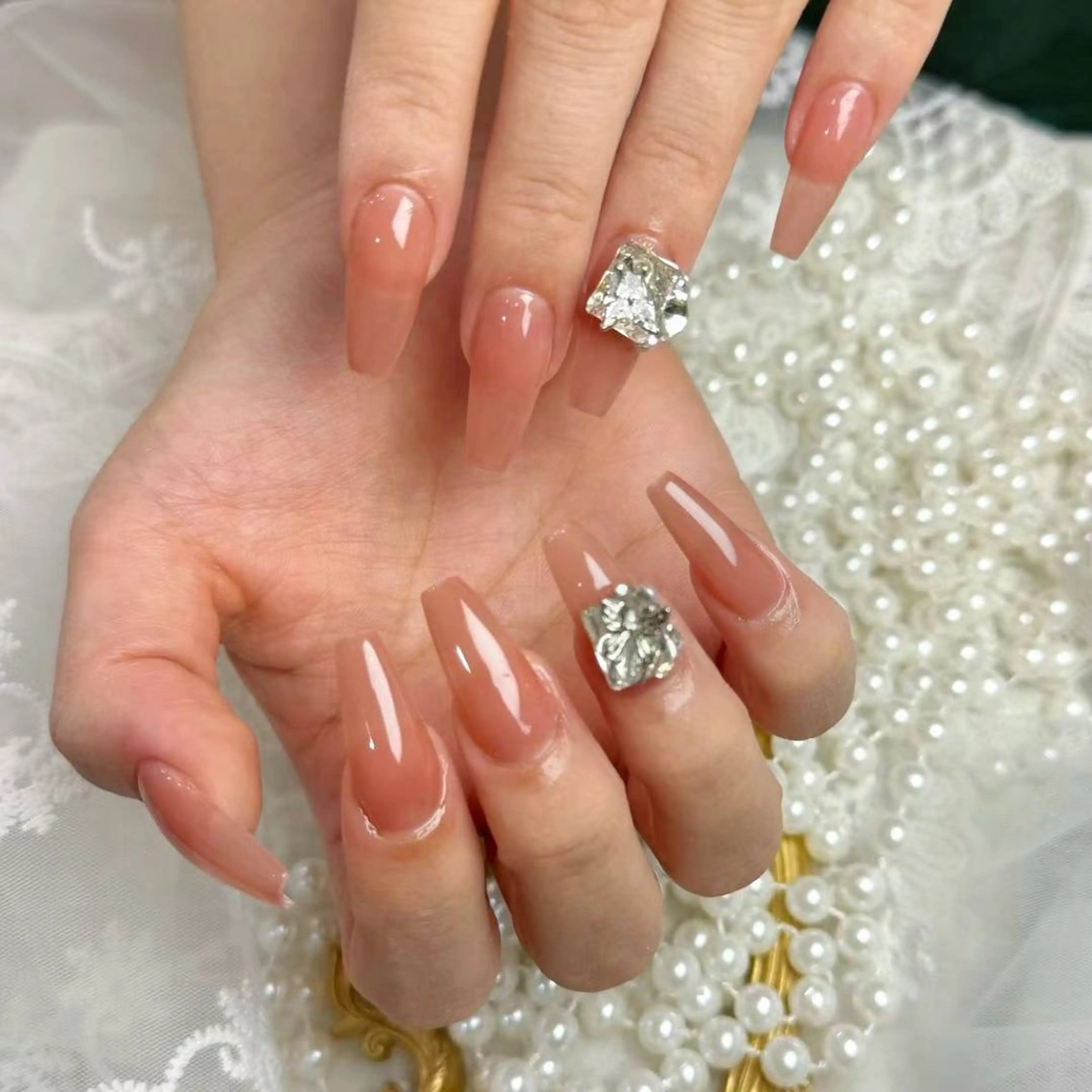 ネイル アートネイル フラワーネイル フットネイル ジェルネイル キラキラネイル Babarla Nailのネイルデザイン