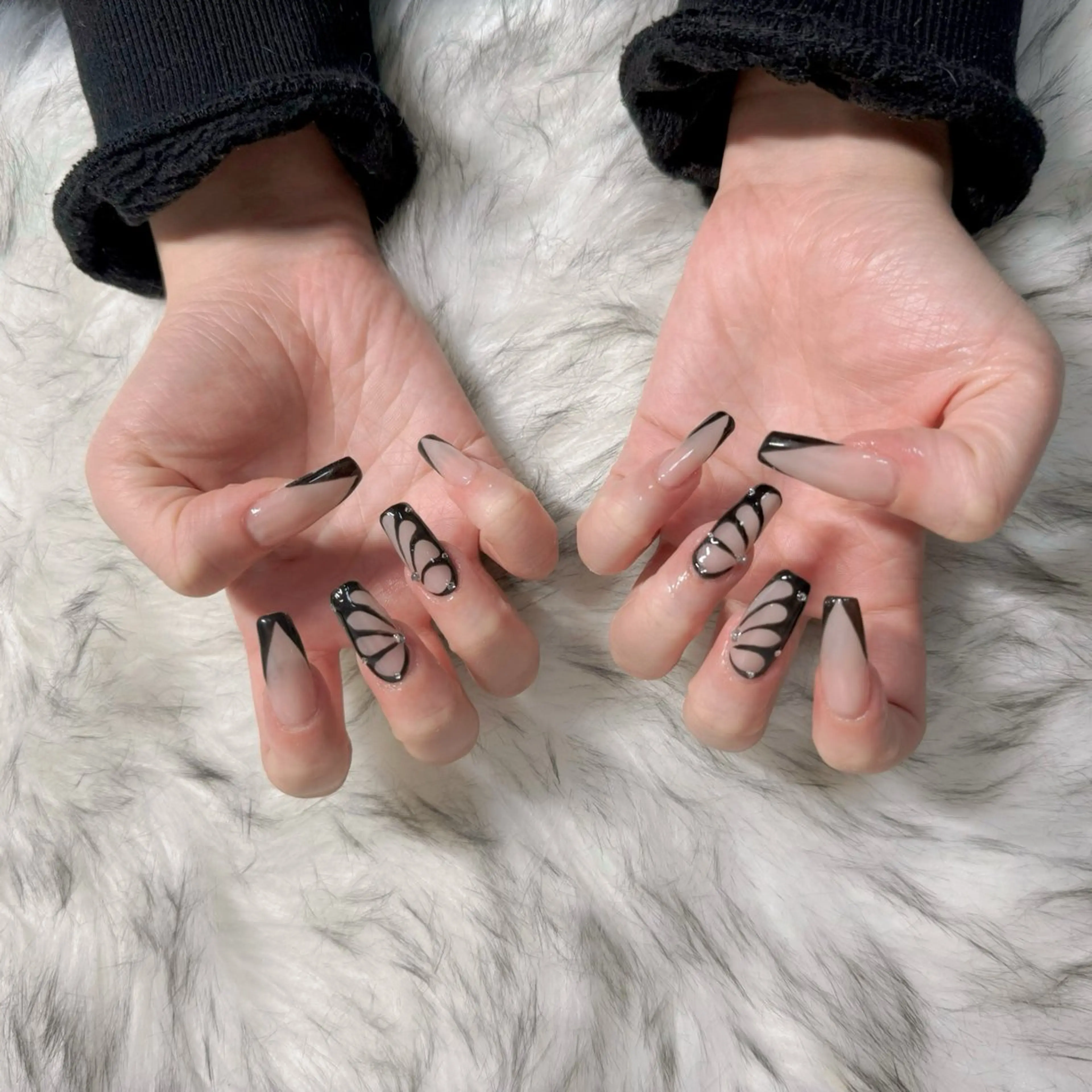 ロング ハンドネイル mao .のネイルデザイン