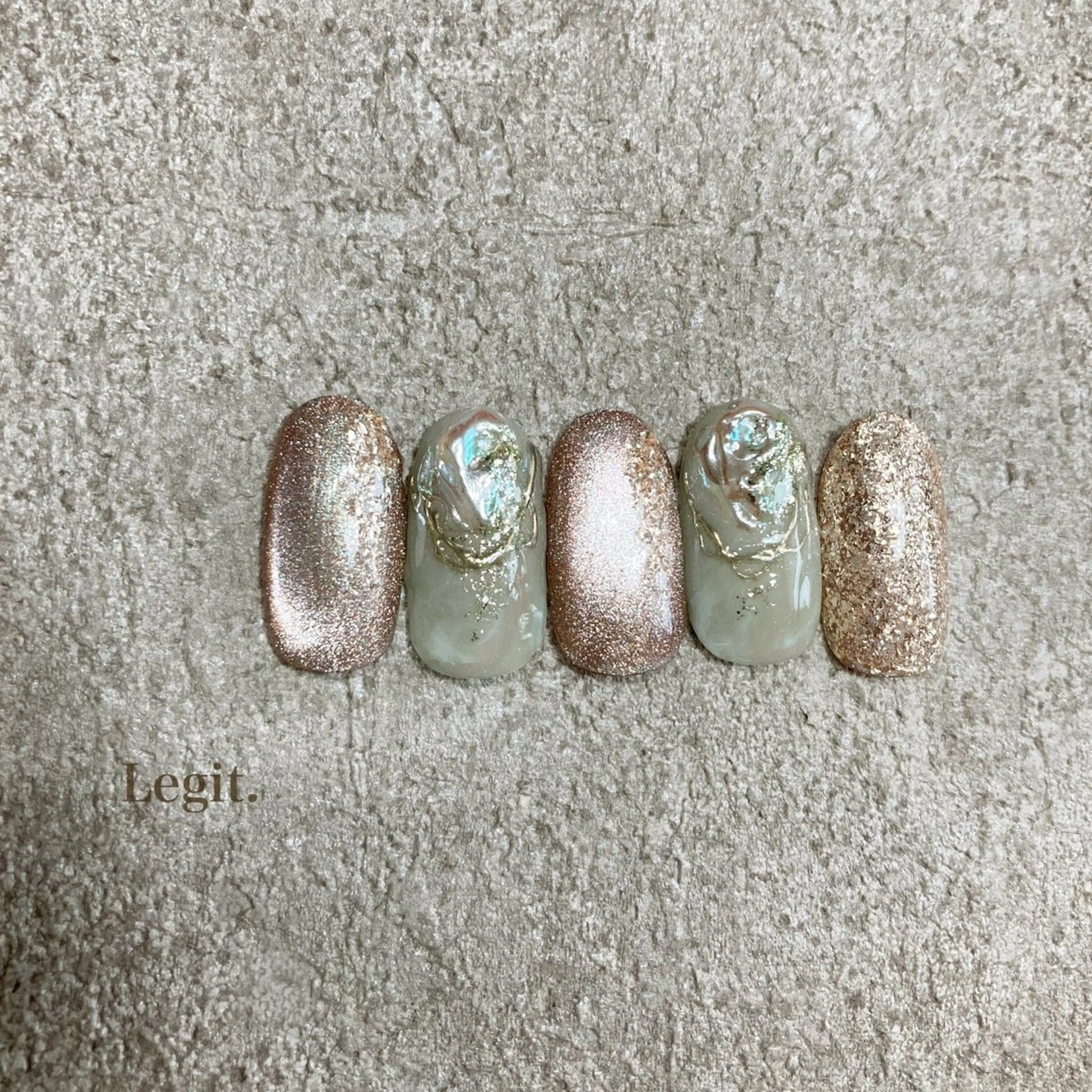 ネイル Legit nail salonのネイルデザイン