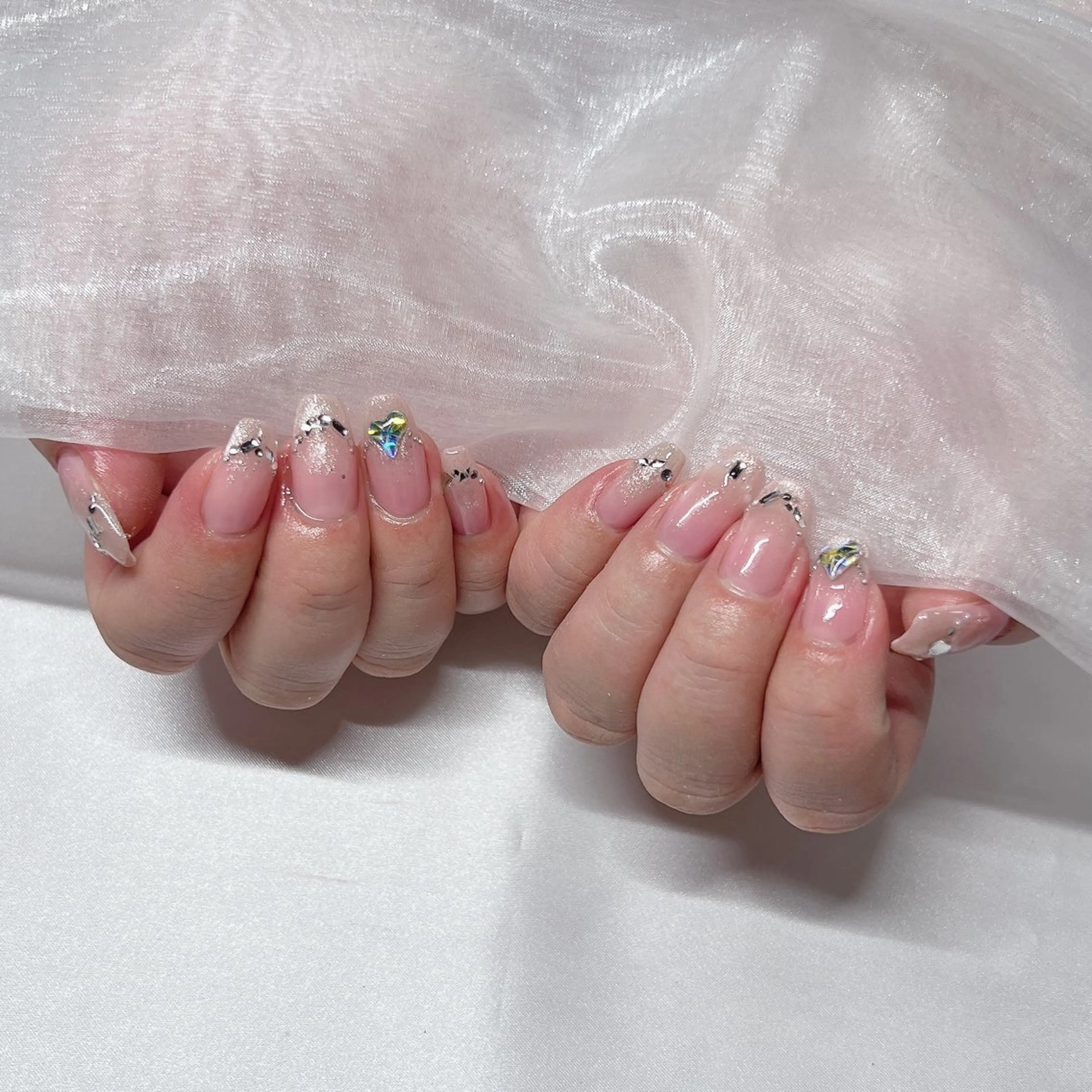 ネイル ジェルネイル 韓国ネイル ラメ(グリッター) マグネットネイル 持ち込み ハンドネイル -nail salon-Reward所属・nail salon Rewardのネイルデザイン