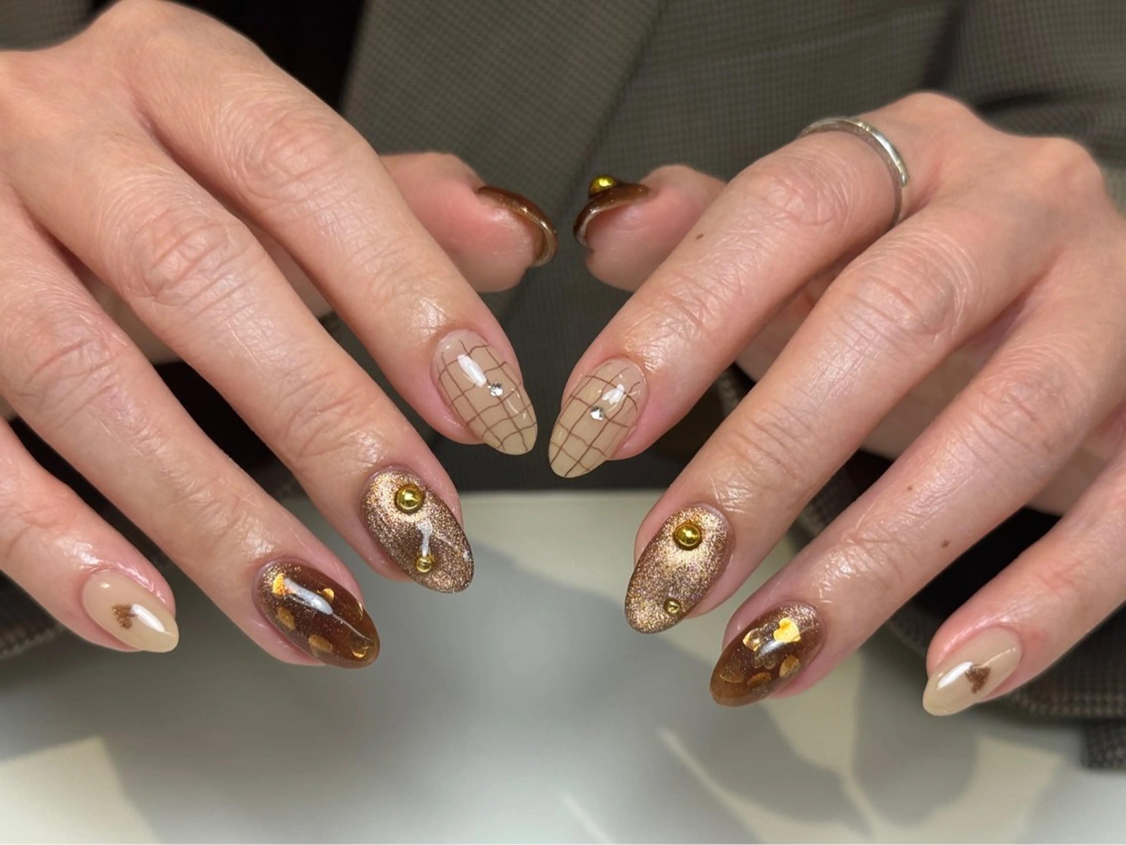 ネイル チークネイル フラッシュネイル フレンチネイル 韓国ネイル マグネットネイル Hi nail 【ハイネイル】池袋のネイルデザイン
