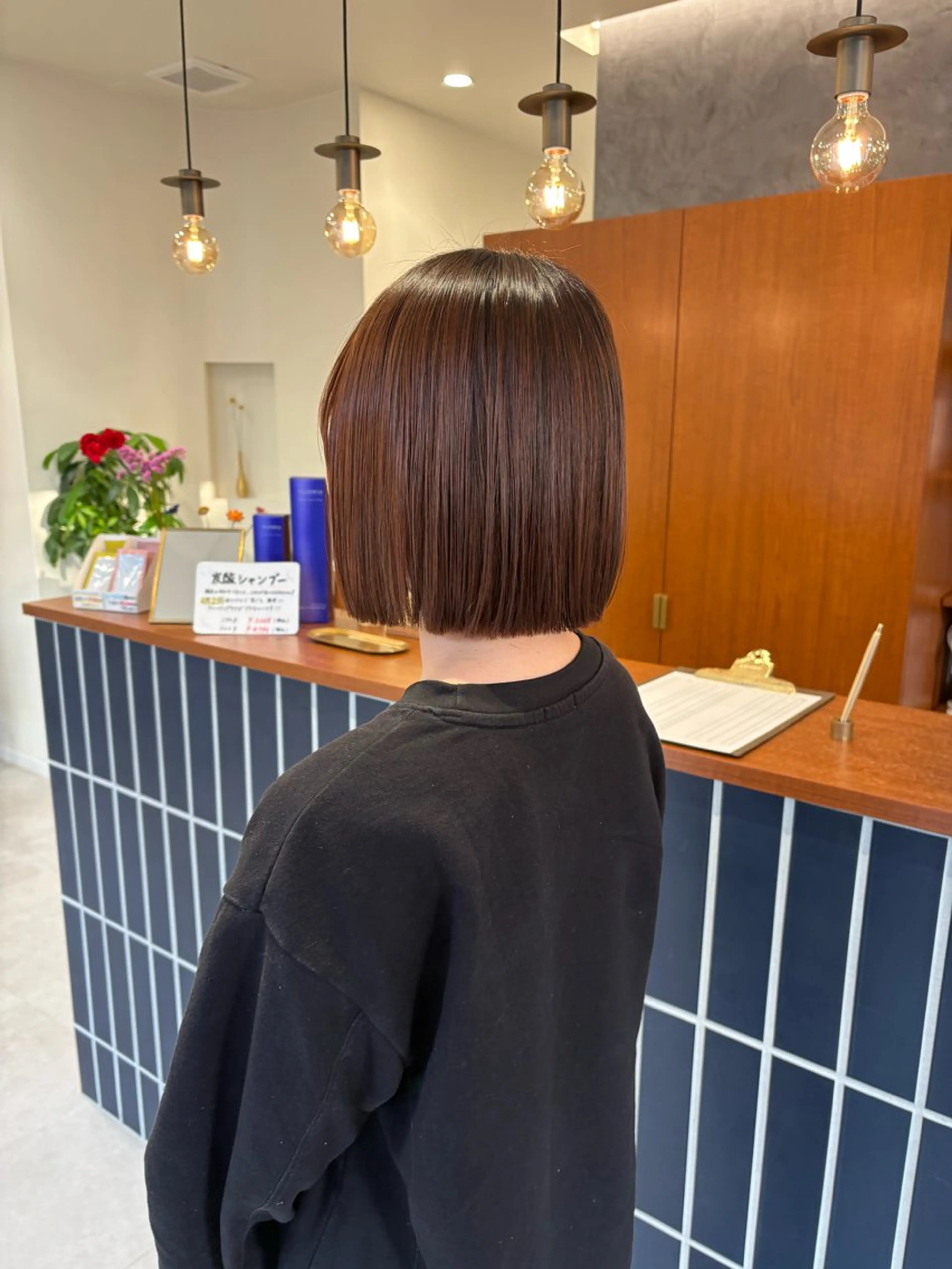 ショート 吉田 絢音のヘアスタイル