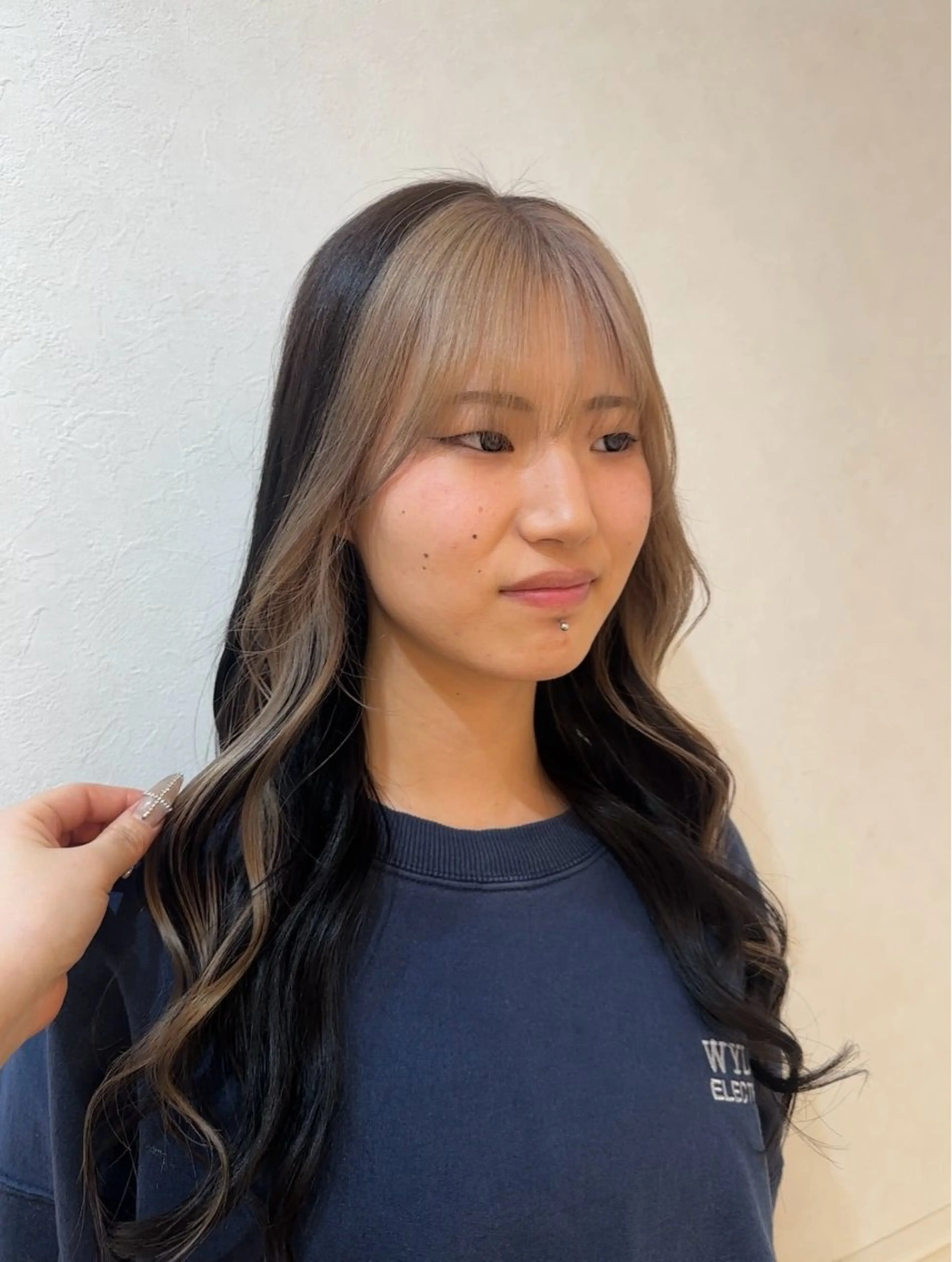 カラー 山口 珠莉のヘアスタイル