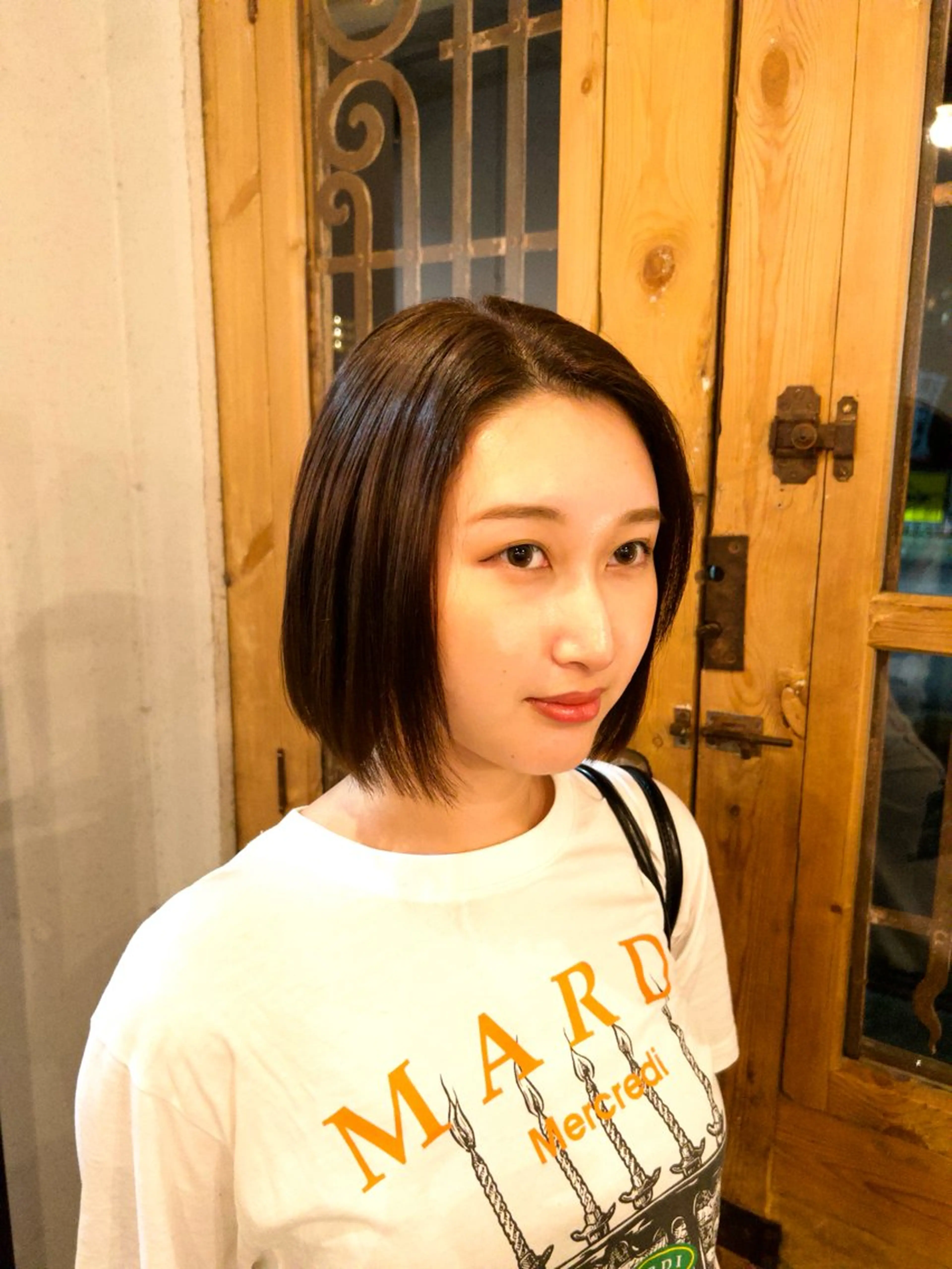 ミディアム カラー ユウヒ <レイヤー·パーマ>のヘアスタイル