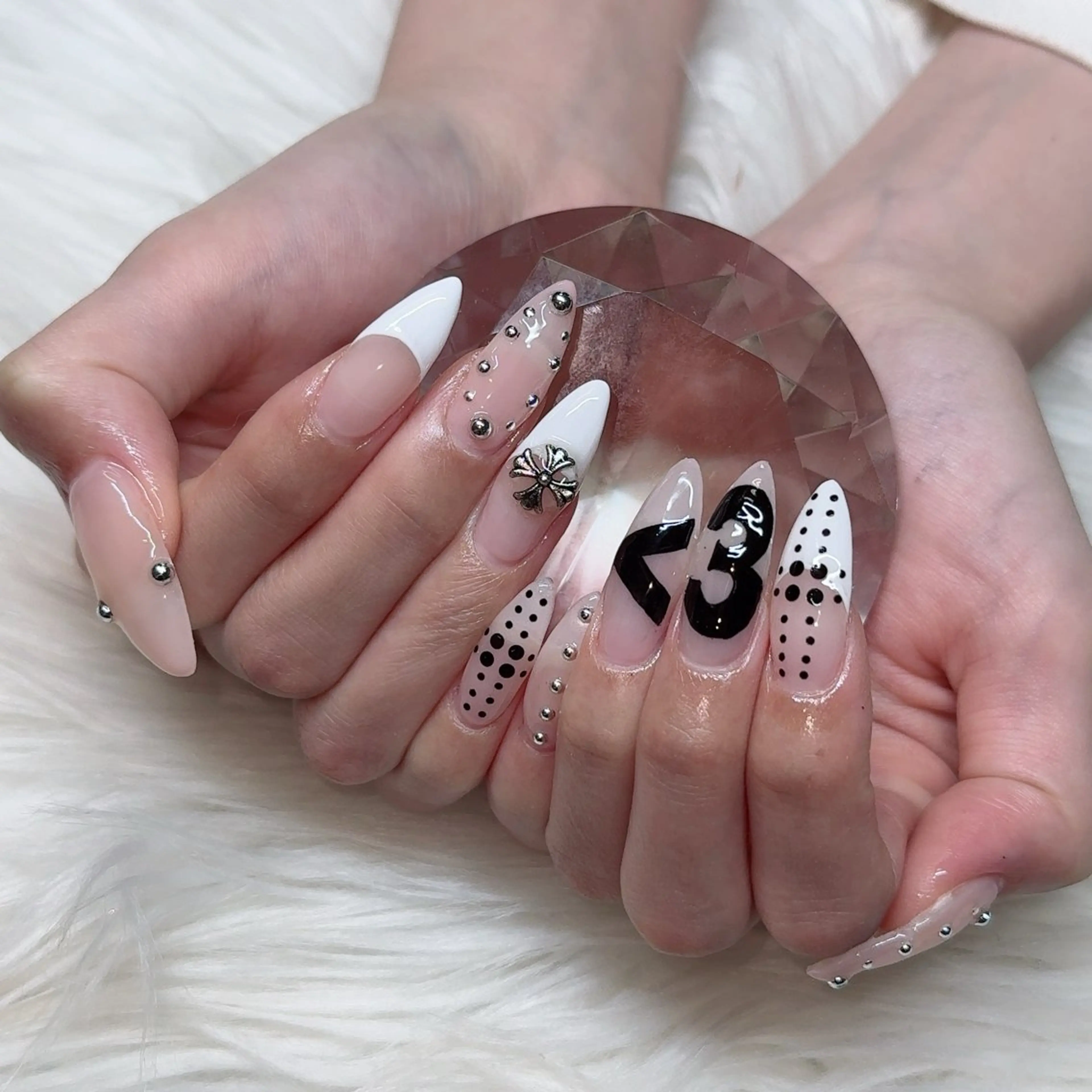 ネイル Apis juriのネイルデザイン