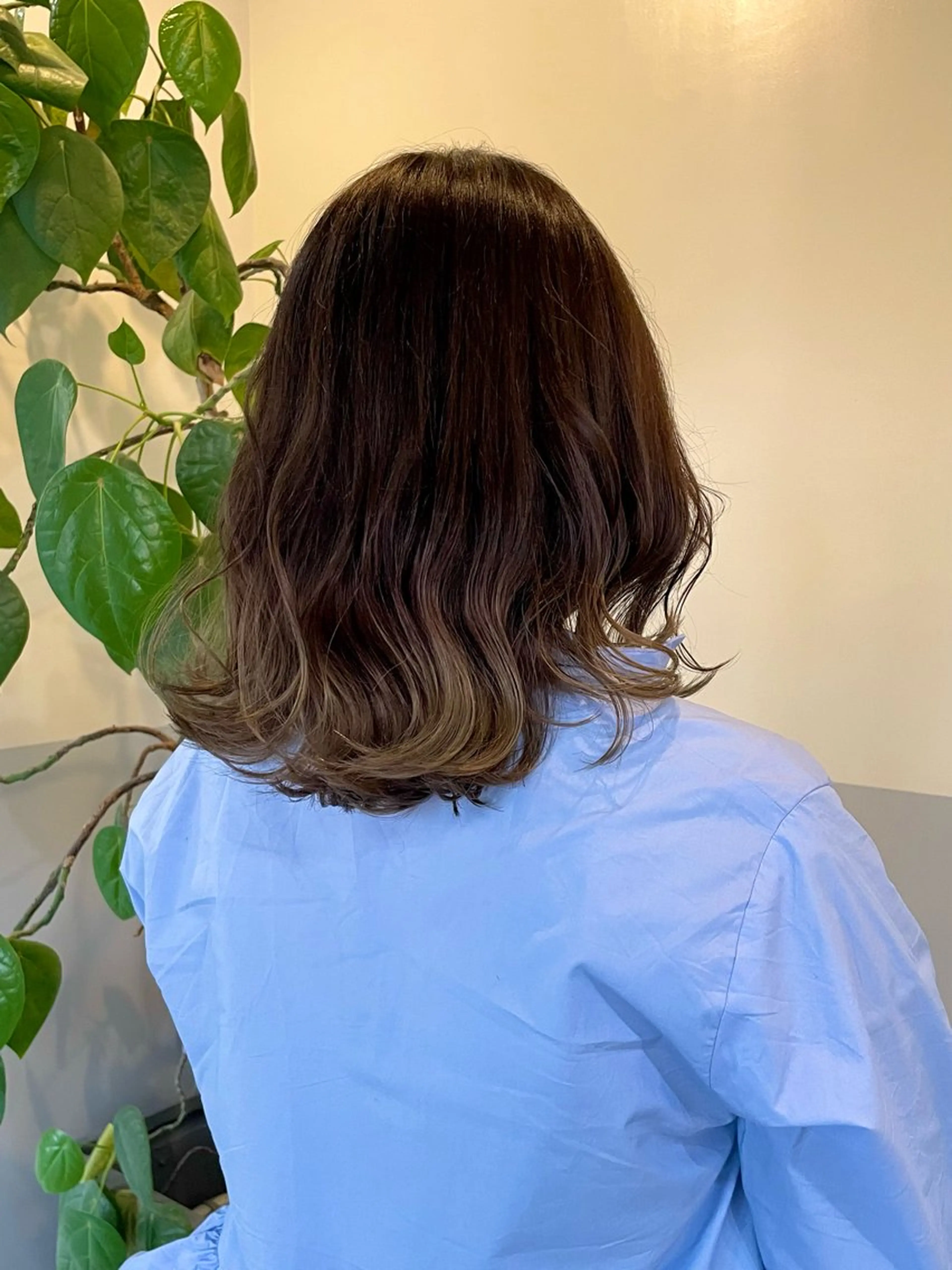 ミディアム ノエ/ インナーカラー/高岳のヘアスタイル