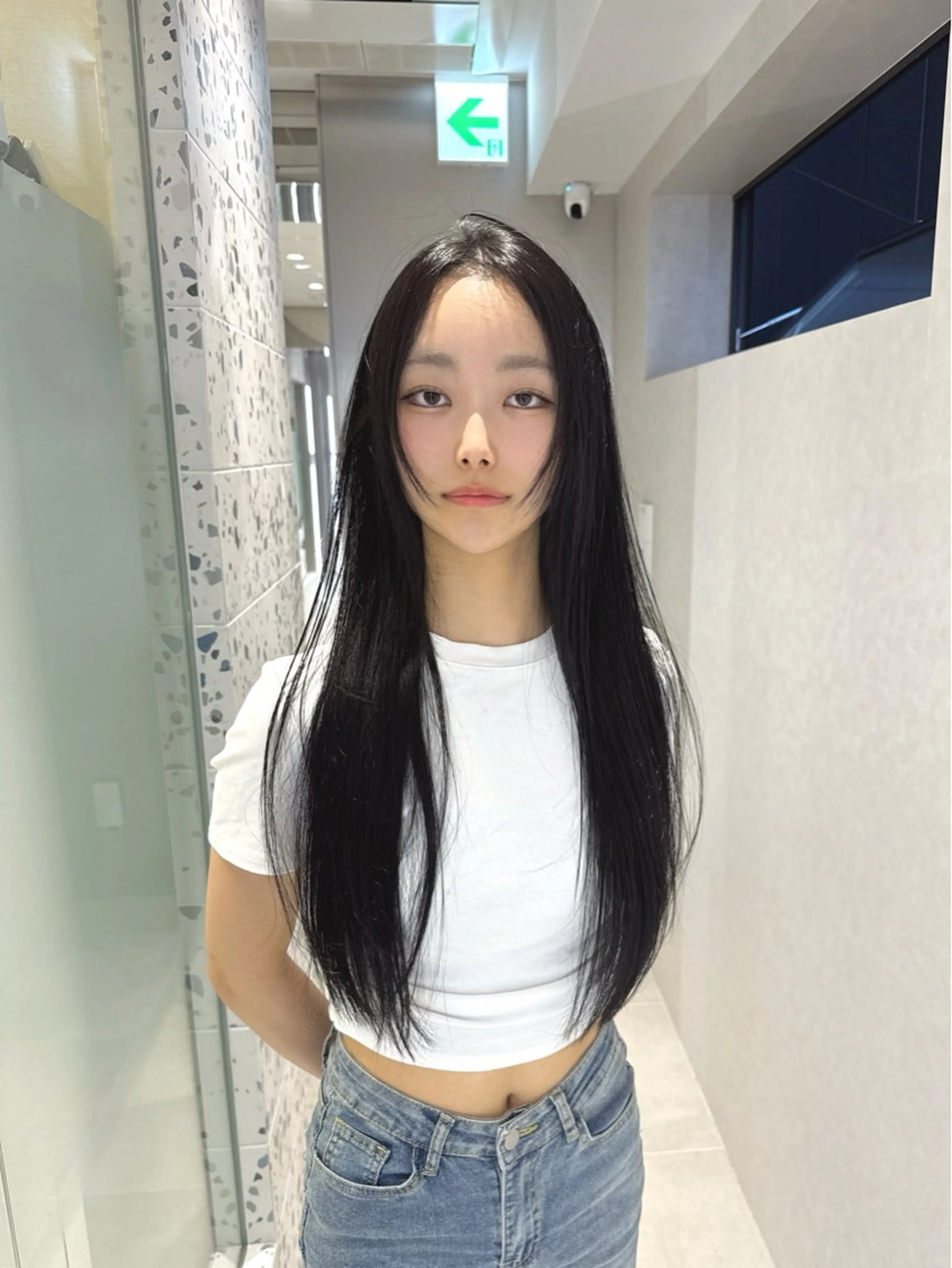 ロング カラー 黒髪 ヘアカラー トリートメント 矢野 晃平のヘアスタイル