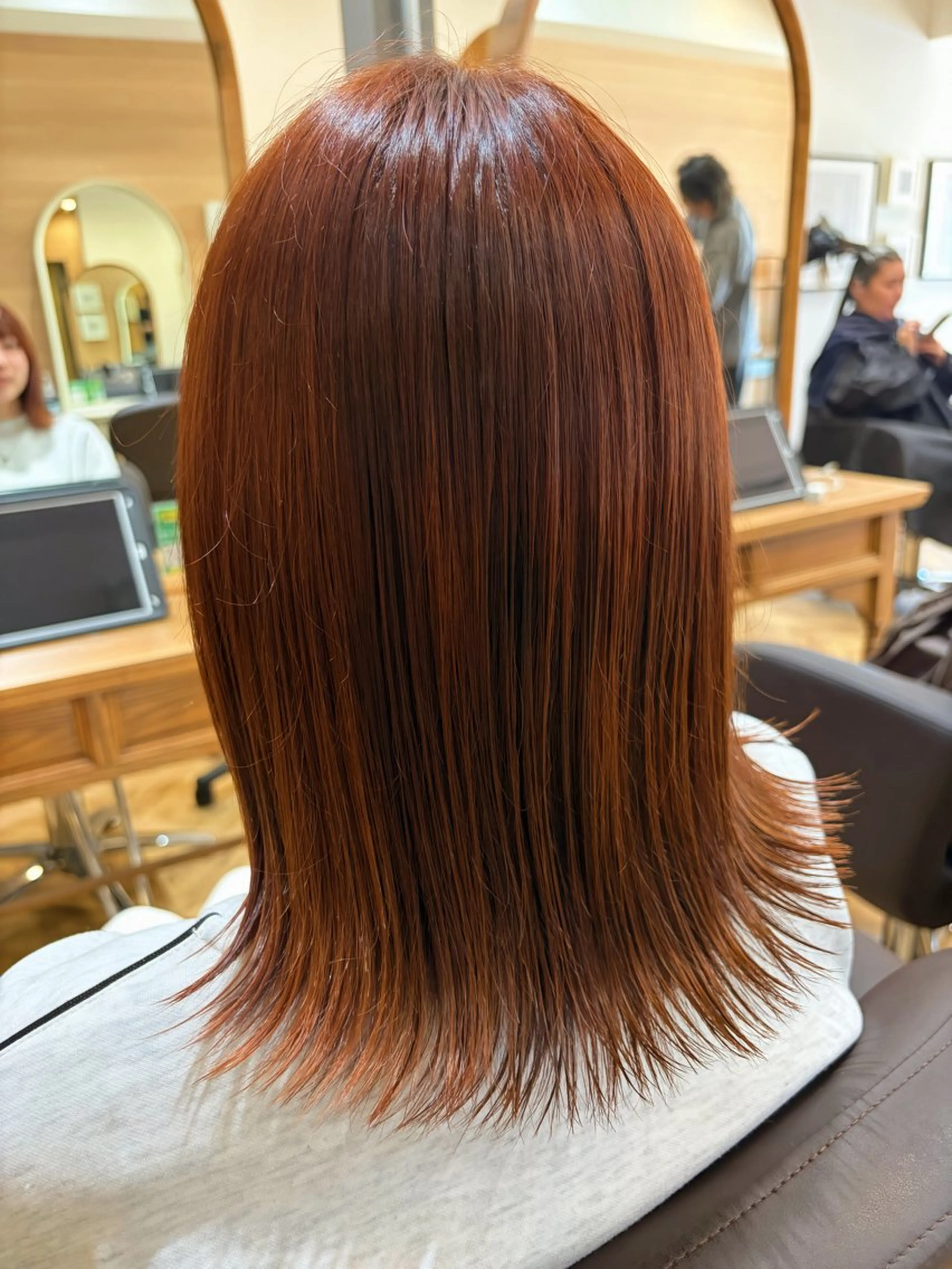 ミディアム カラー ブラウンカラー オレンジ オレンジブラウン ヘアカラー 内山涼香 【縮毛矯正✨】のヘアスタイル