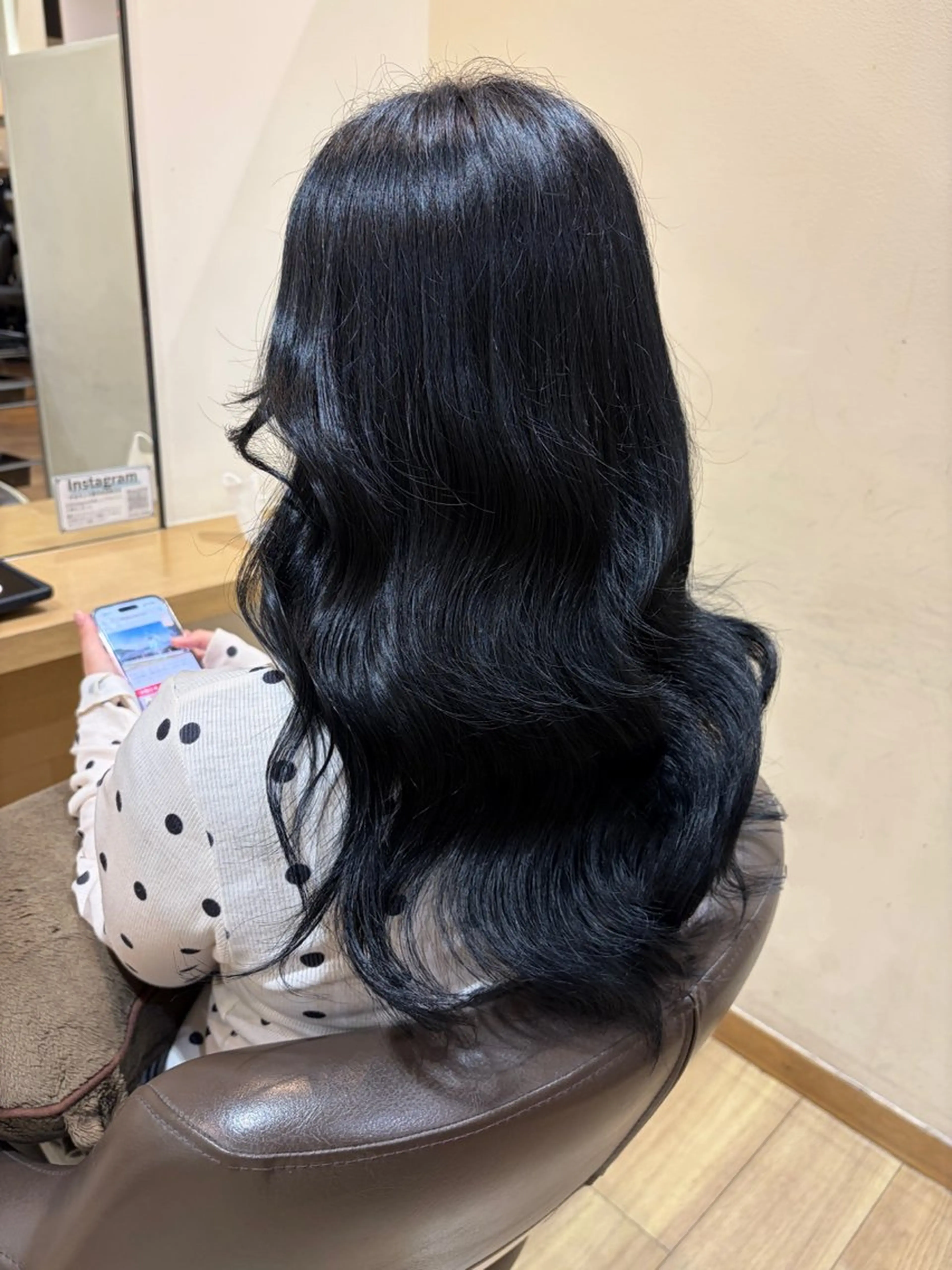 ロング カラー 黒髪 ブルーカラー ブルーブラック ヘアカラー 🫧似合わせ カラー /縮毛矯正🎀みずきのヘアスタイル