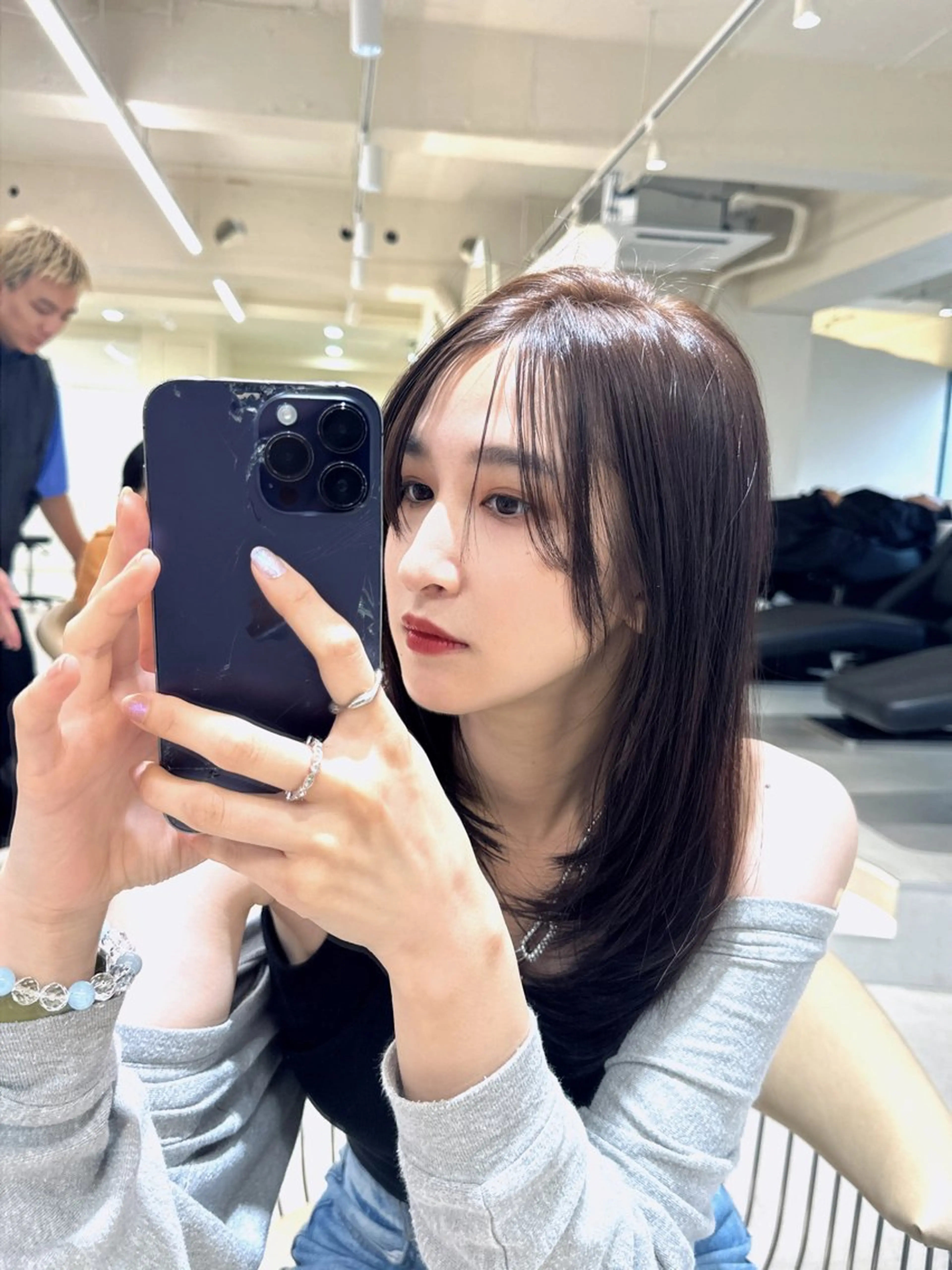 ロング カラー カット センターパート/ 暖色カラーayuのヘアスタイル