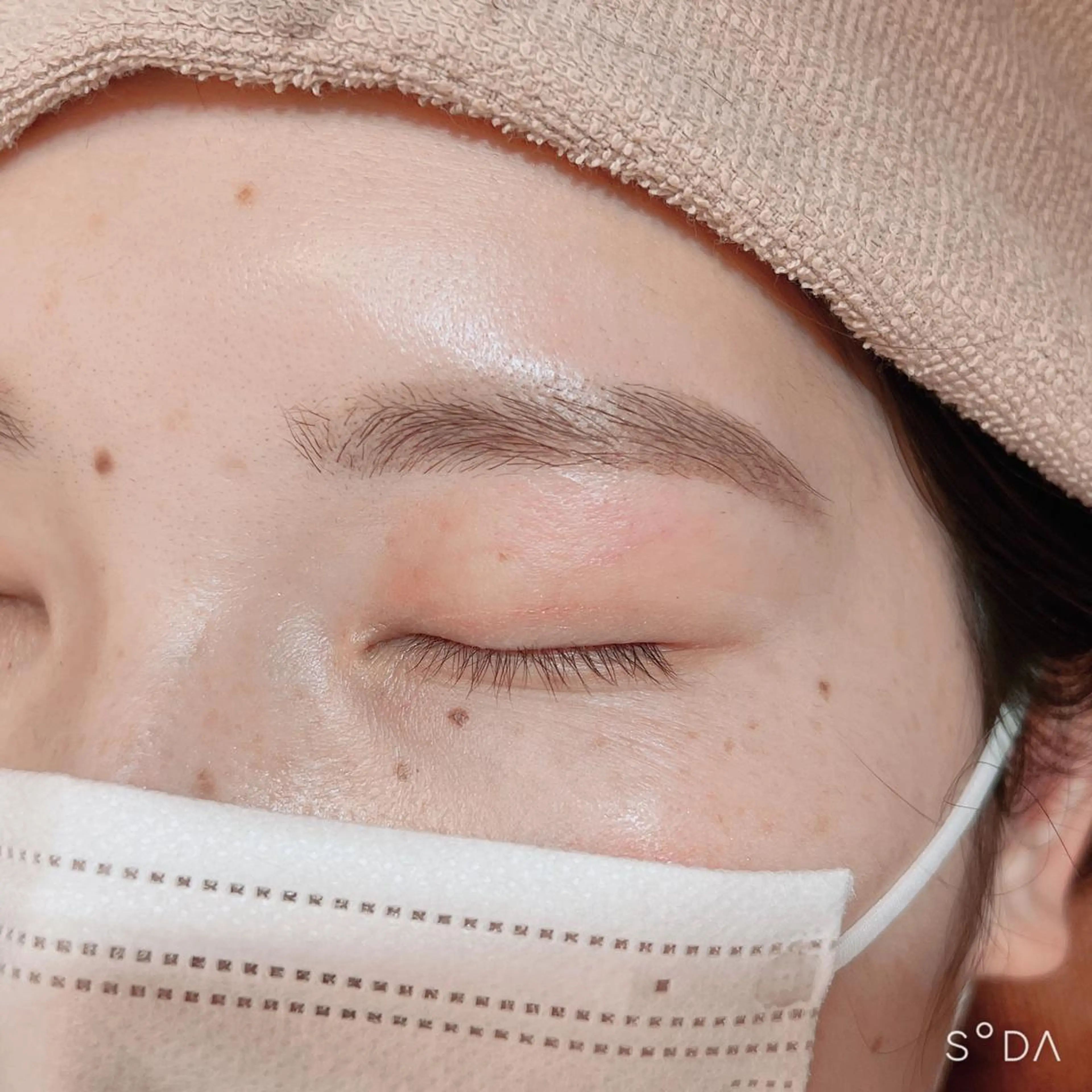 アイブロウ ワックス脱毛 眉カット クロダ アカネのマツエク・マツパデザイン