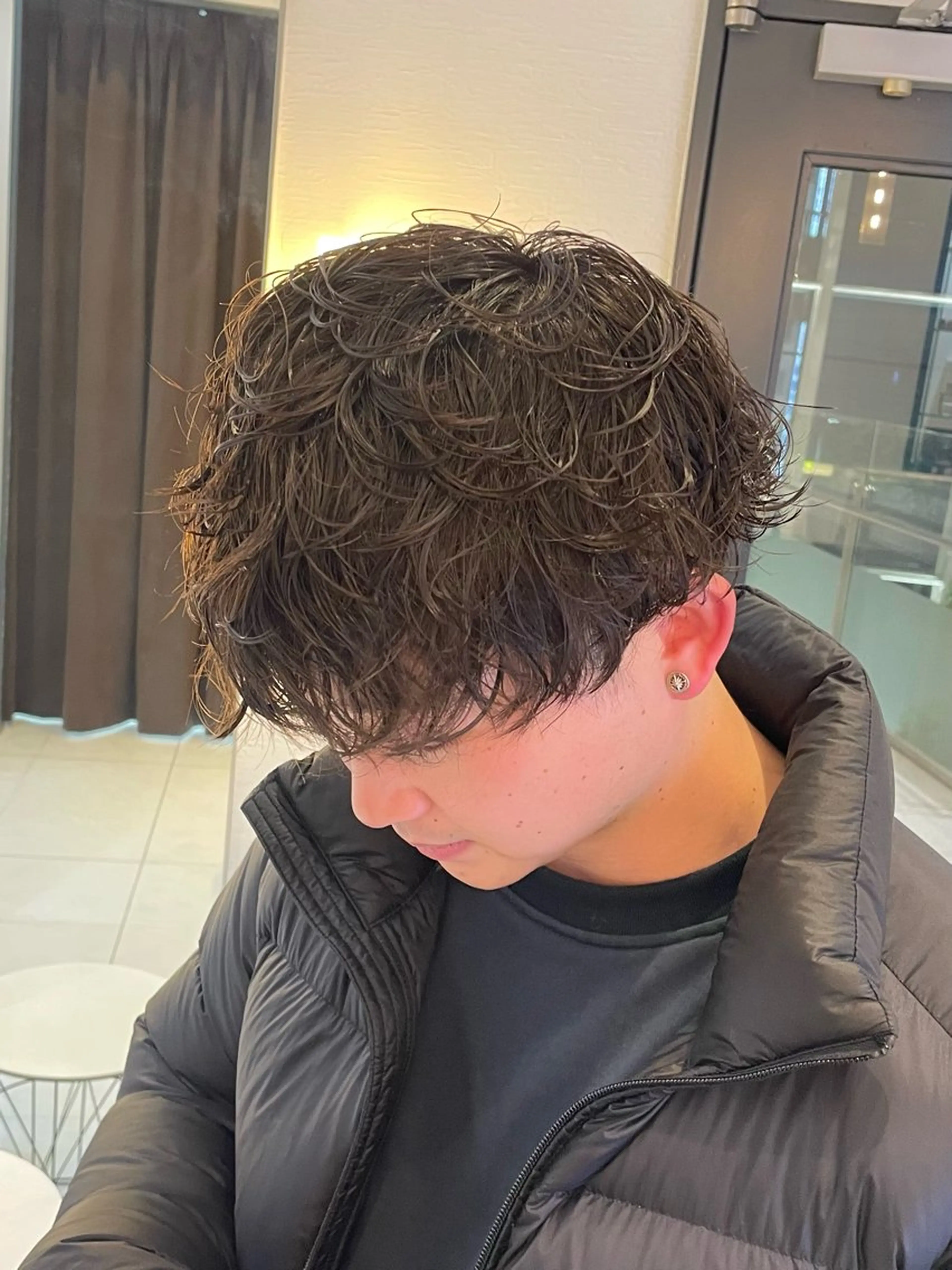 ショート パーマ メンズ メンズパーマ 新妻 宥人のヘアスタイル
