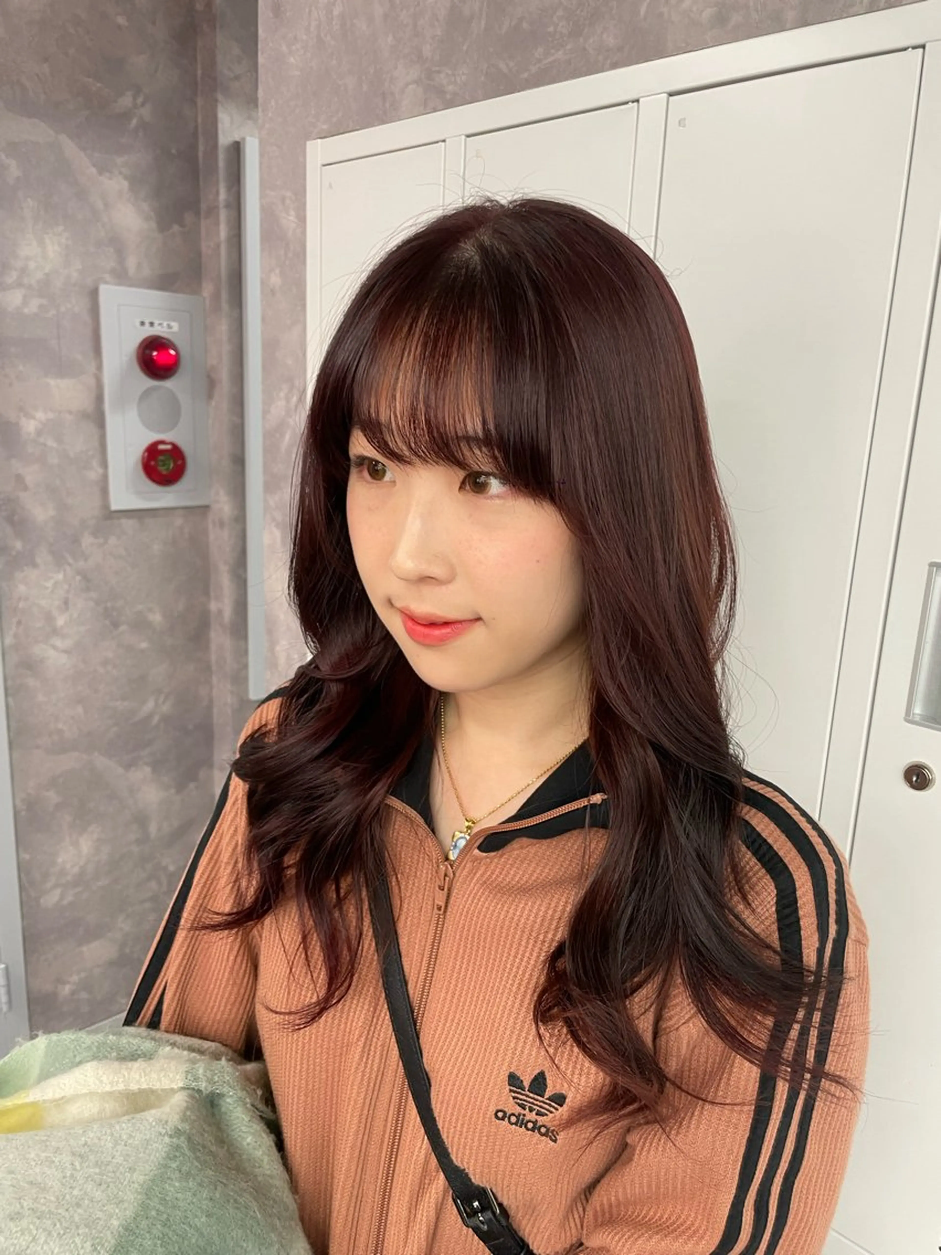 ロング カラー ヘアアレンジ MOMO艶髪 🩵モテカラーのヘアスタイル