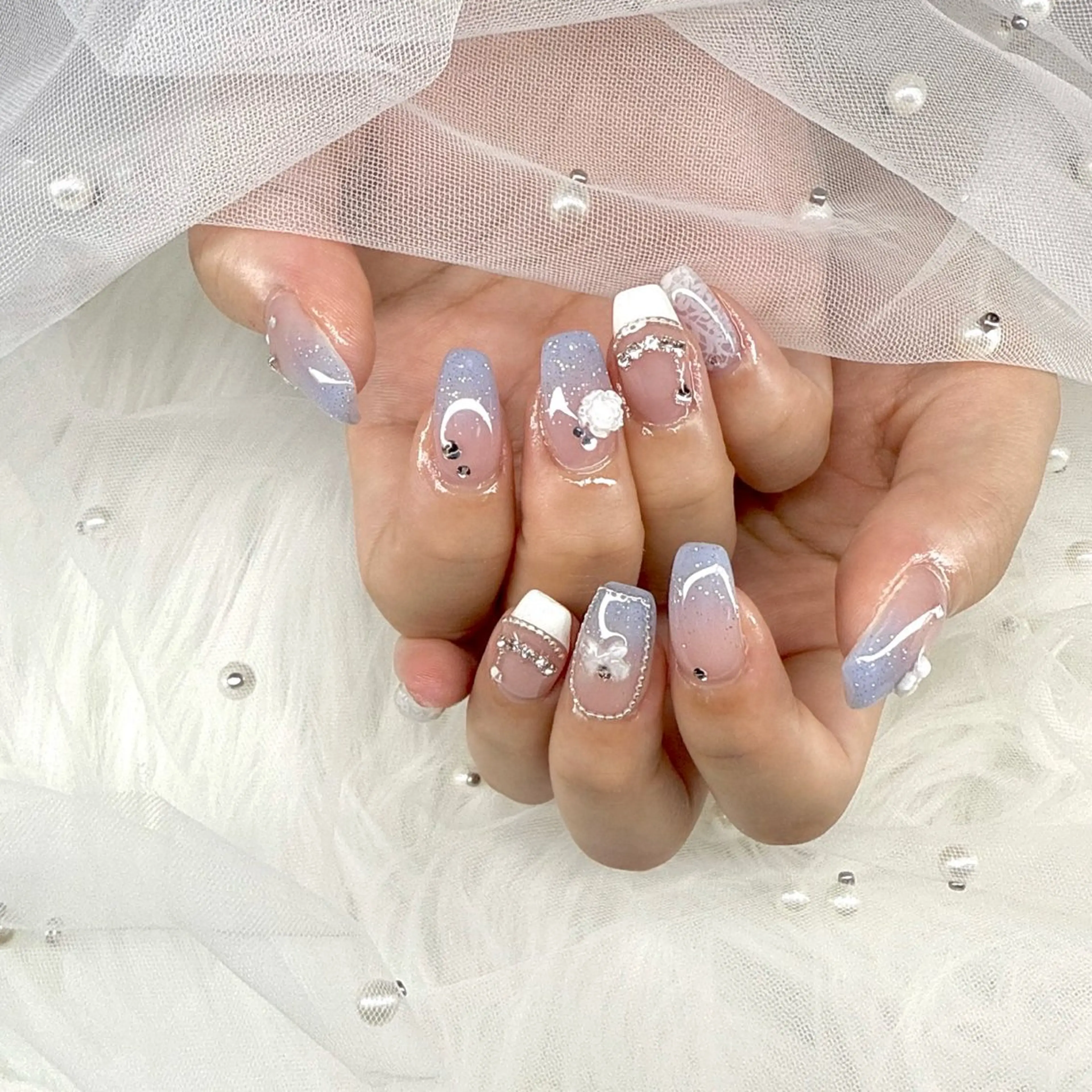 ネイル 持ち込み ハンドネイル nailsalon Mii四ツ橋店のネイルデザイン