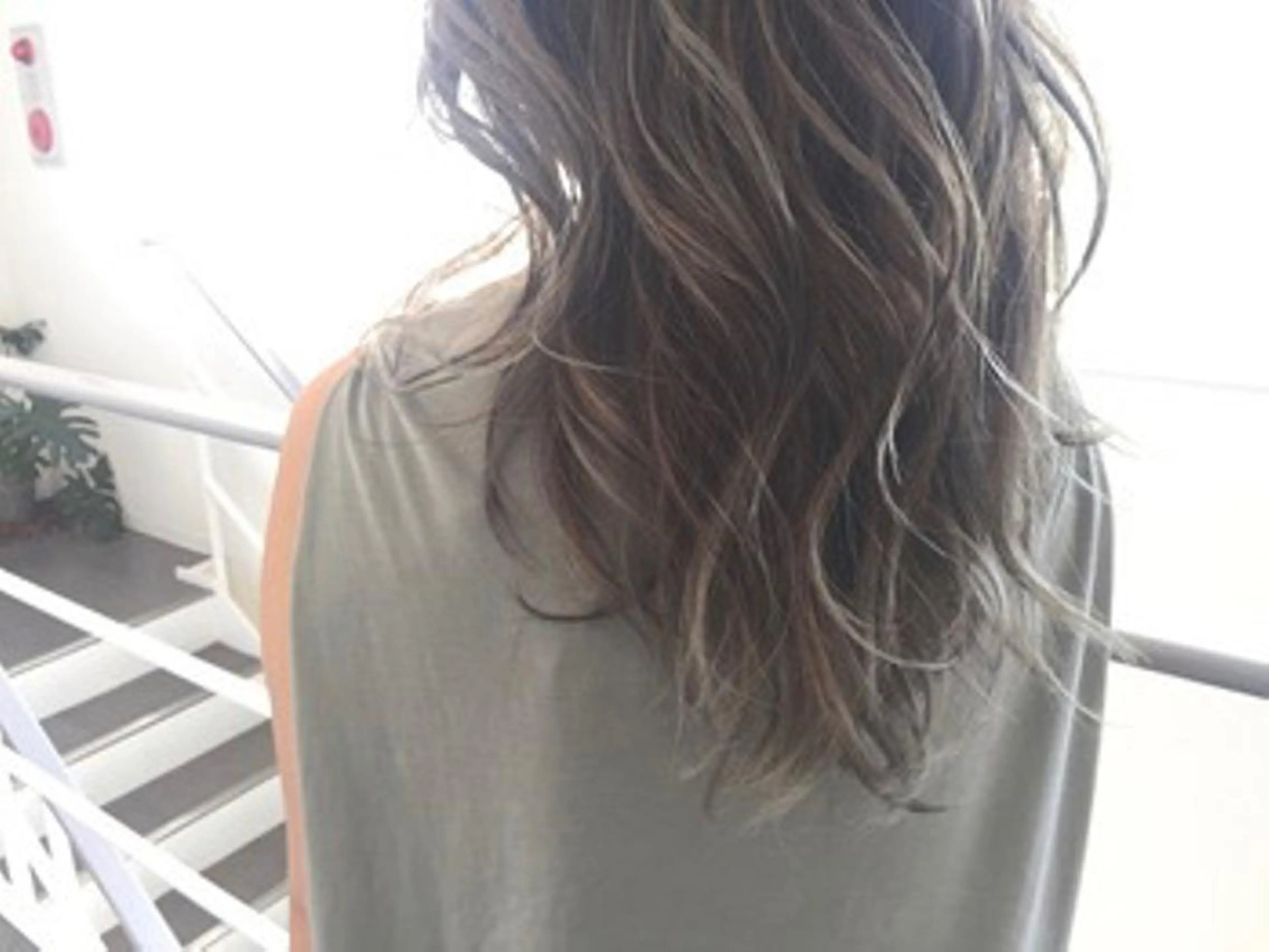 ロング 外国人風カラー ハイライト the BRIDGE hair salonのヘアスタイル