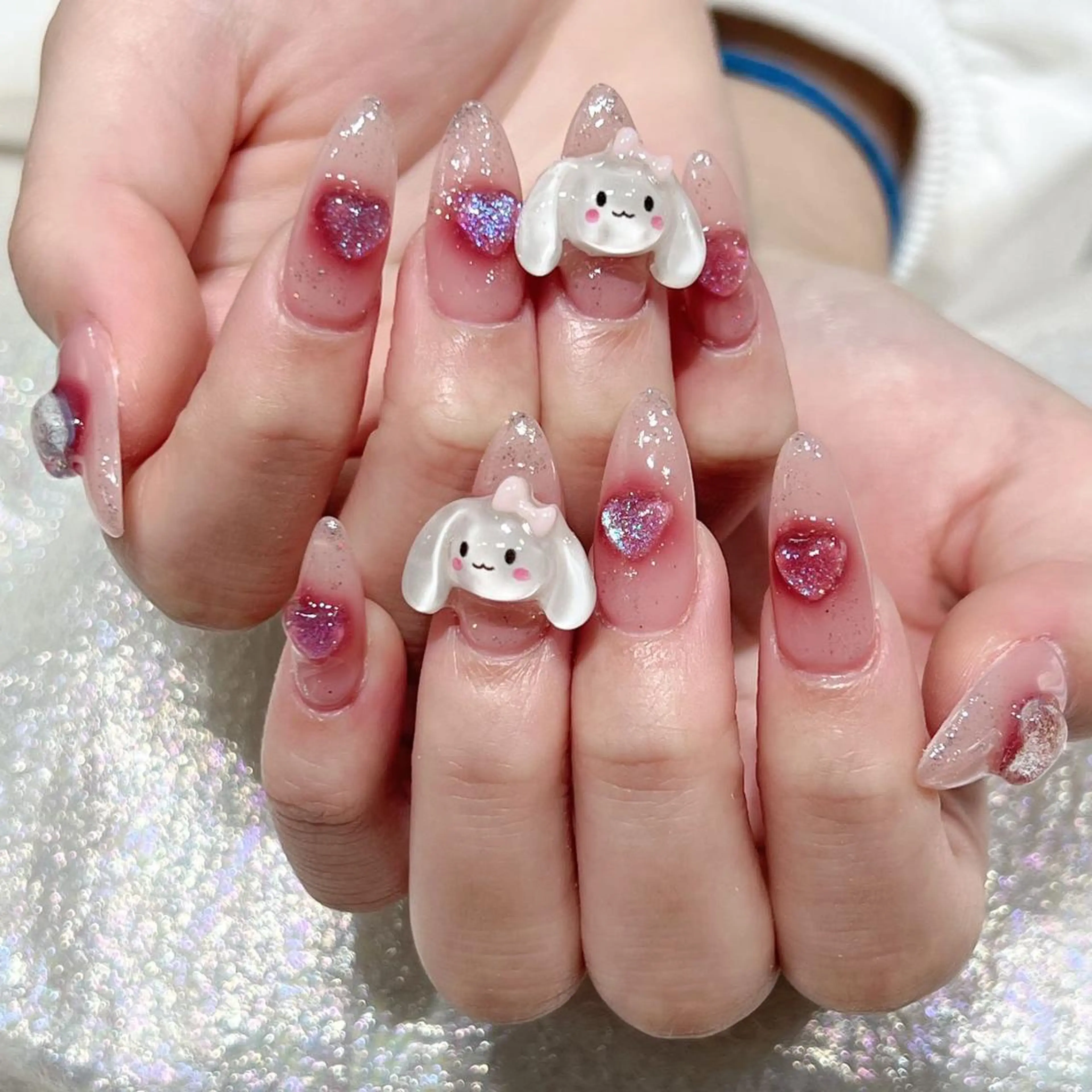 ネイル アートネイル 長さ出し ネイルチップ Queens テイのネイルデザイン