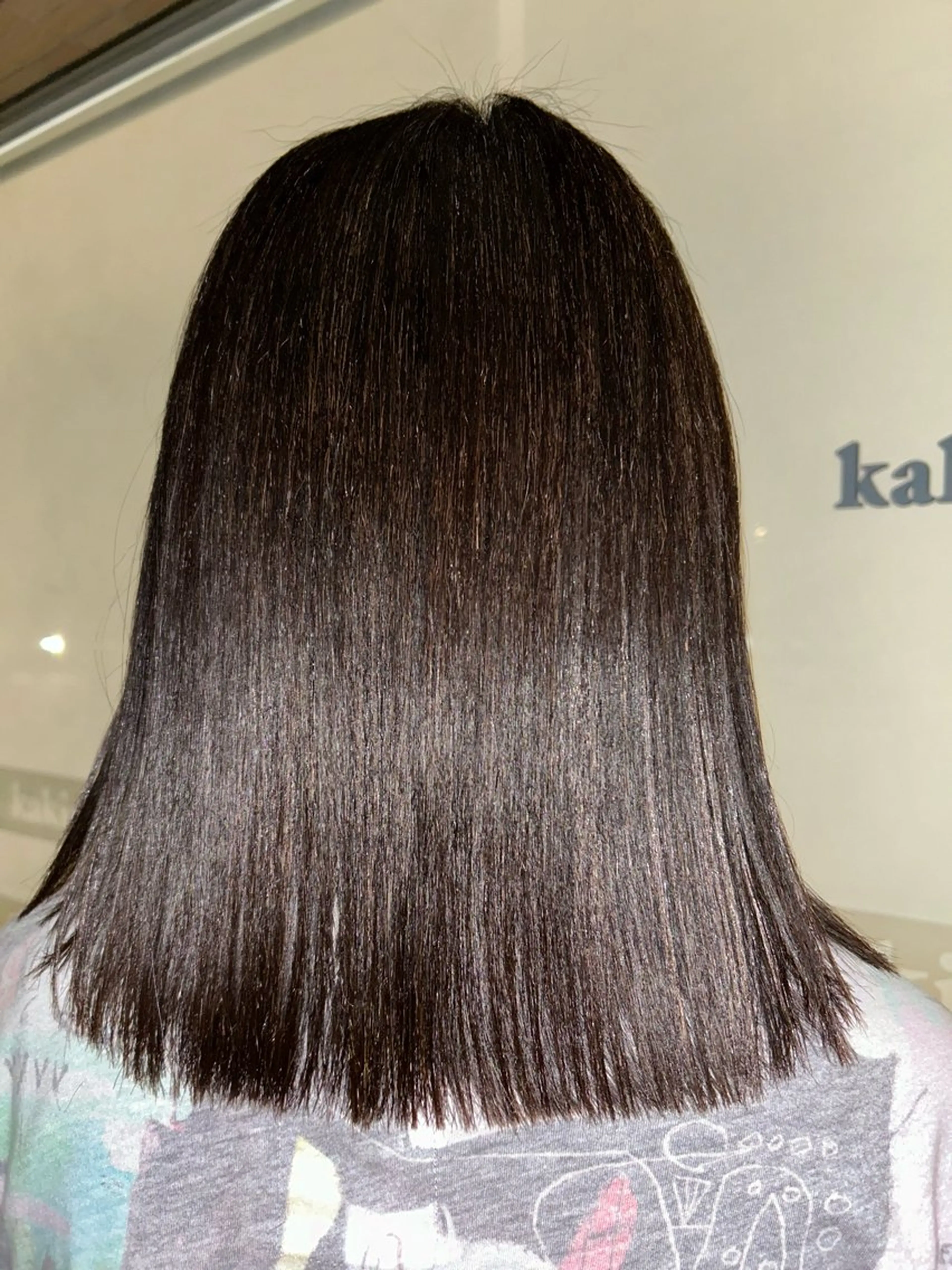 ミディアム 早瀬 愛美のヘアスタイル