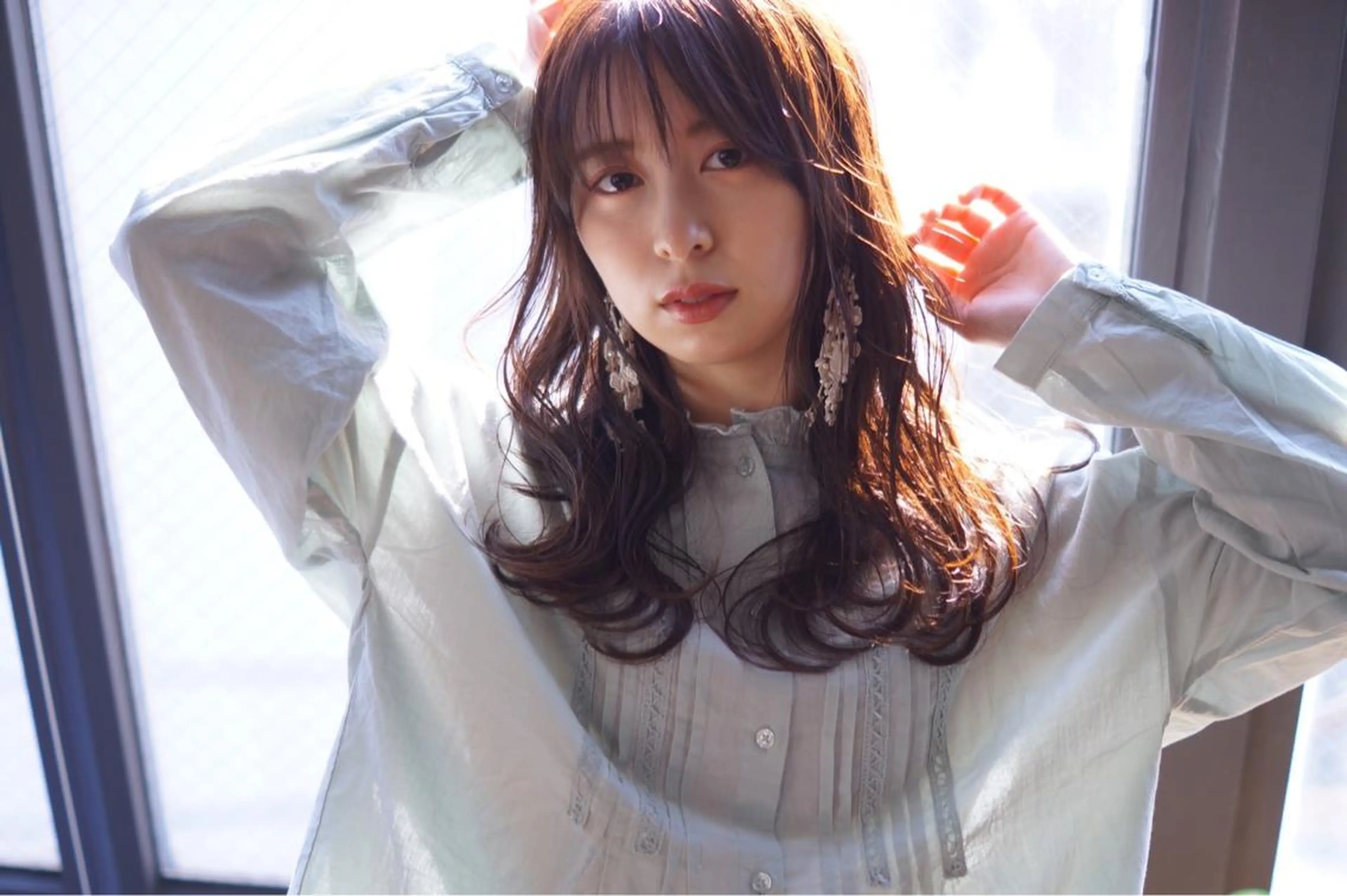 セミロング アッシュ 外国人風カラー ハイライト 髪質改善 韓国風ヘア hoNua. 栄/透明感カラーのヘアスタイル