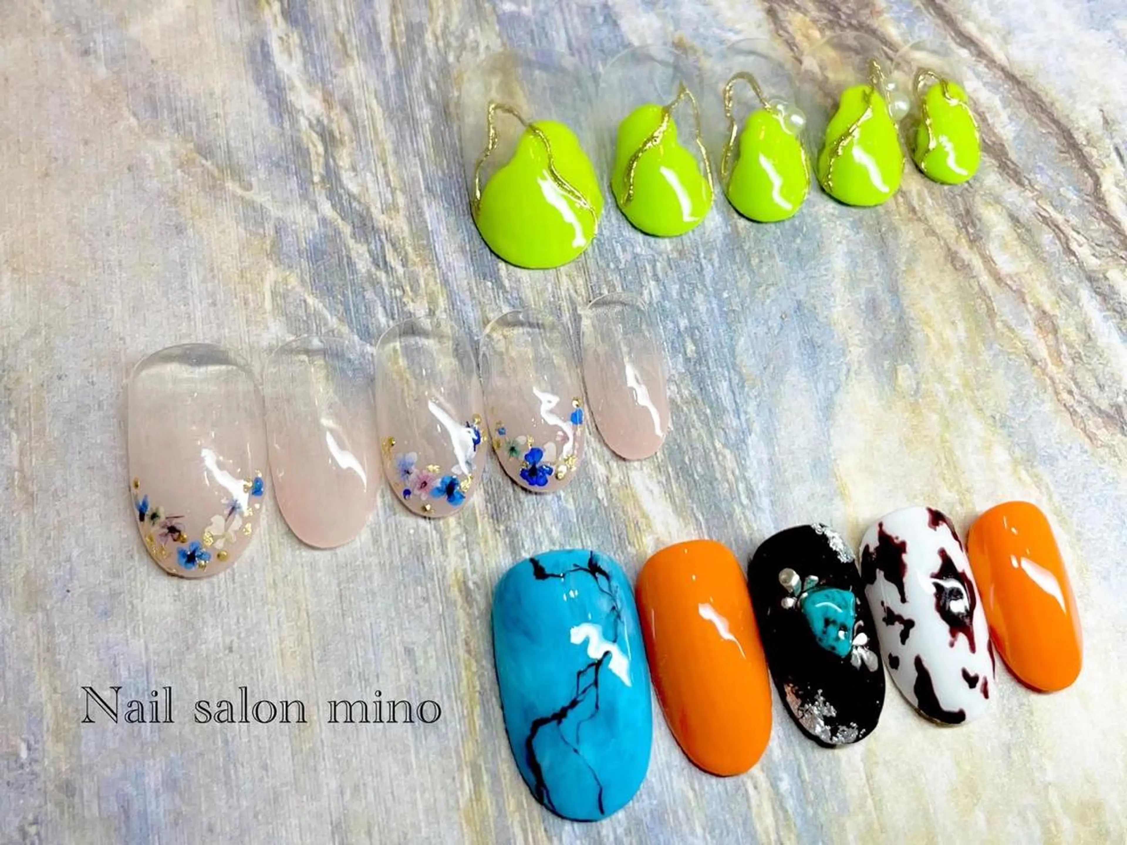 ネイル アートネイル マグネットネイル ミラーネイル シンプルネイル 三野　nail salon minoのネイルデザイン