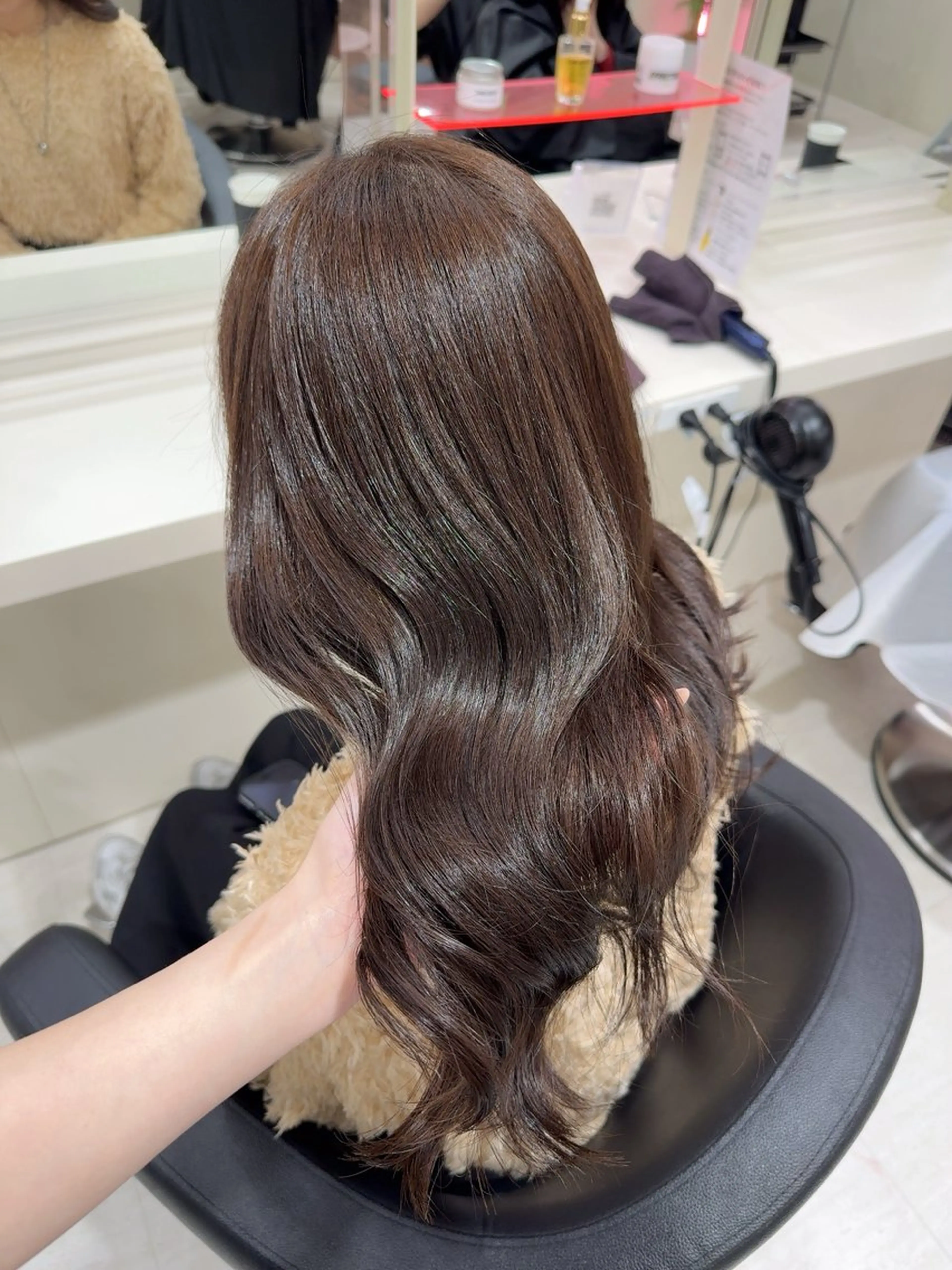 ロング カラー ヘアカラー 🤎モテ髪&透明感 ミルクティー🥣🤎のヘアスタイル