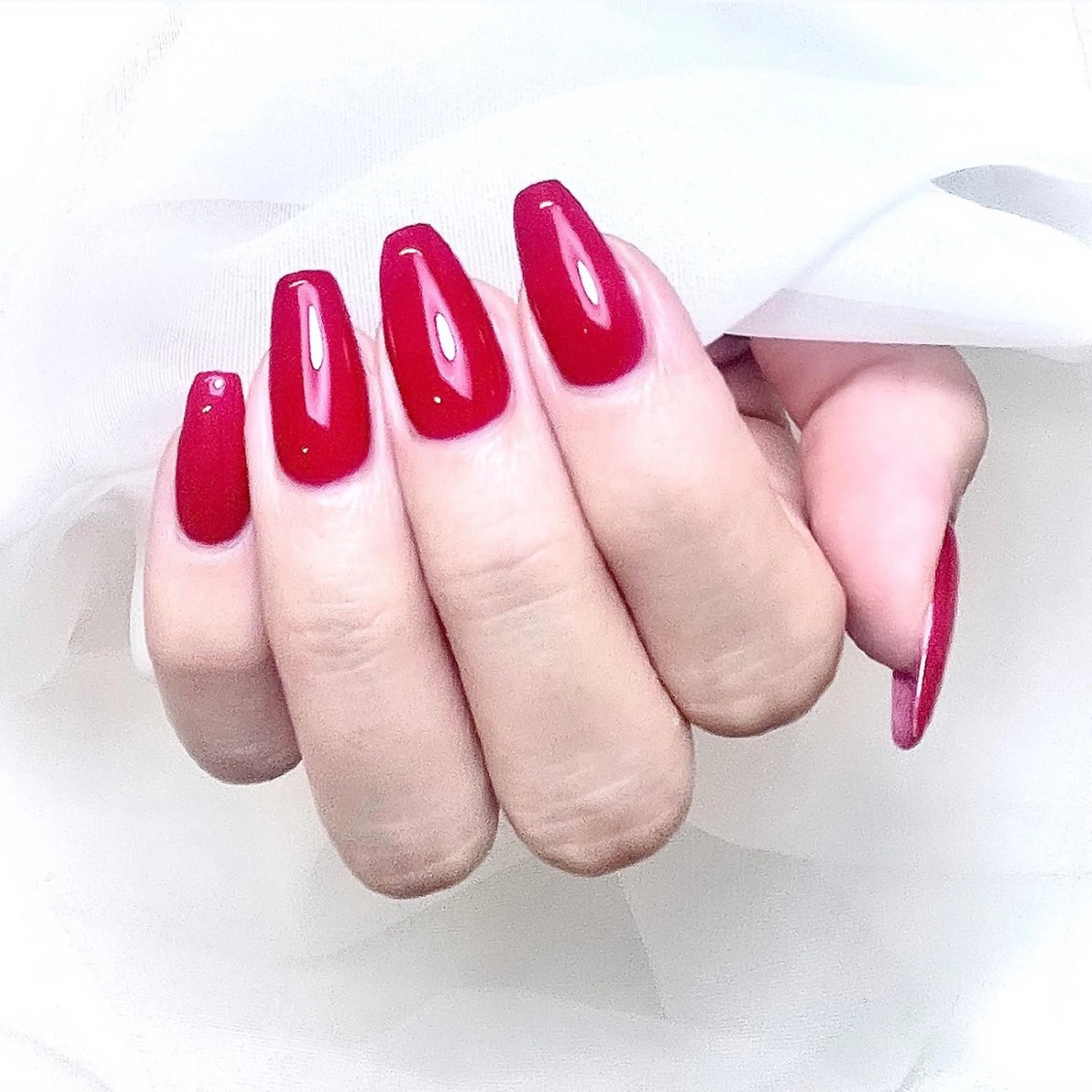 ネイル Nail salon s.k.所属・Nailist. emiのネイルデザイン