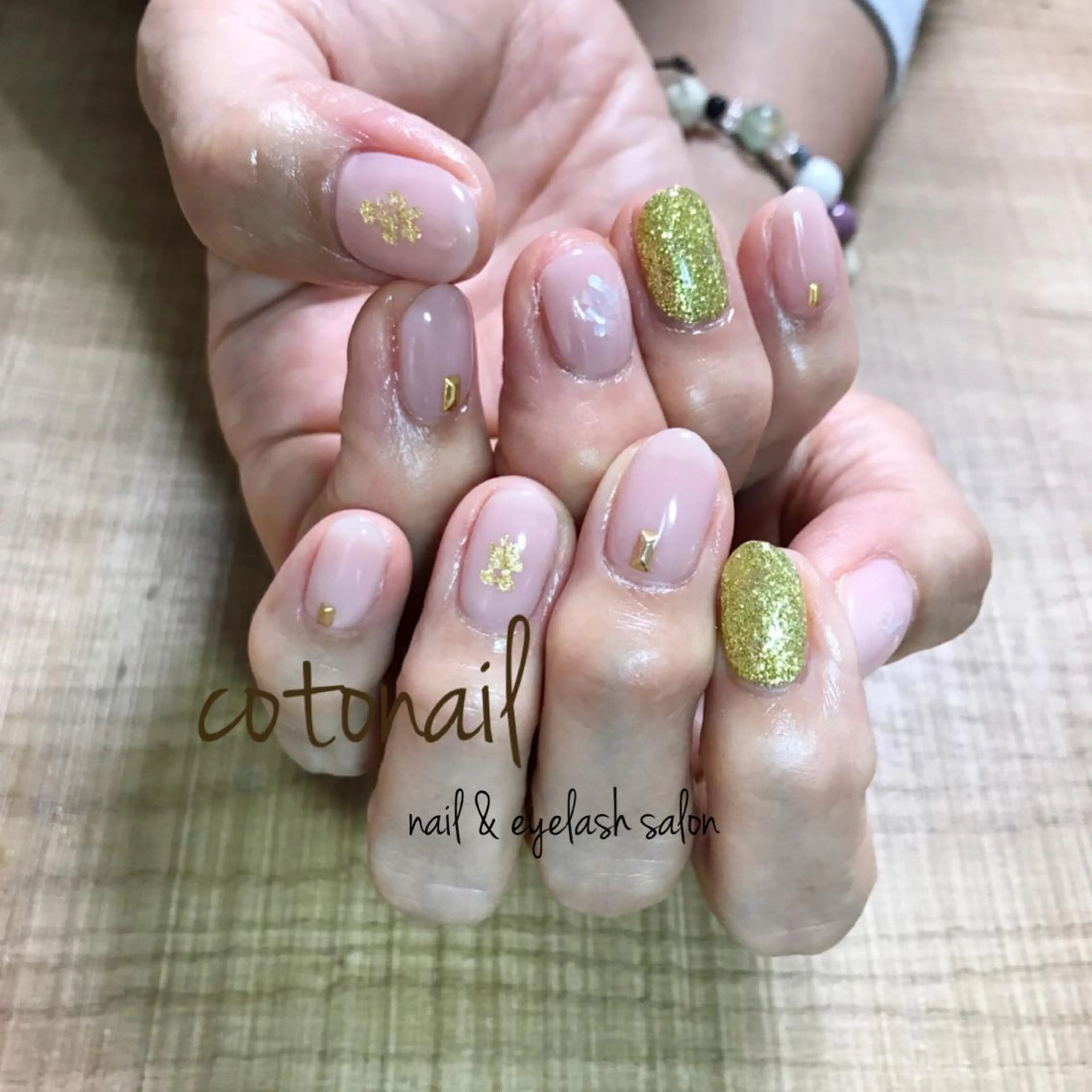 ショート ネイル アートネイル ハンドネイル ツメトマツゲ .のネイルデザイン