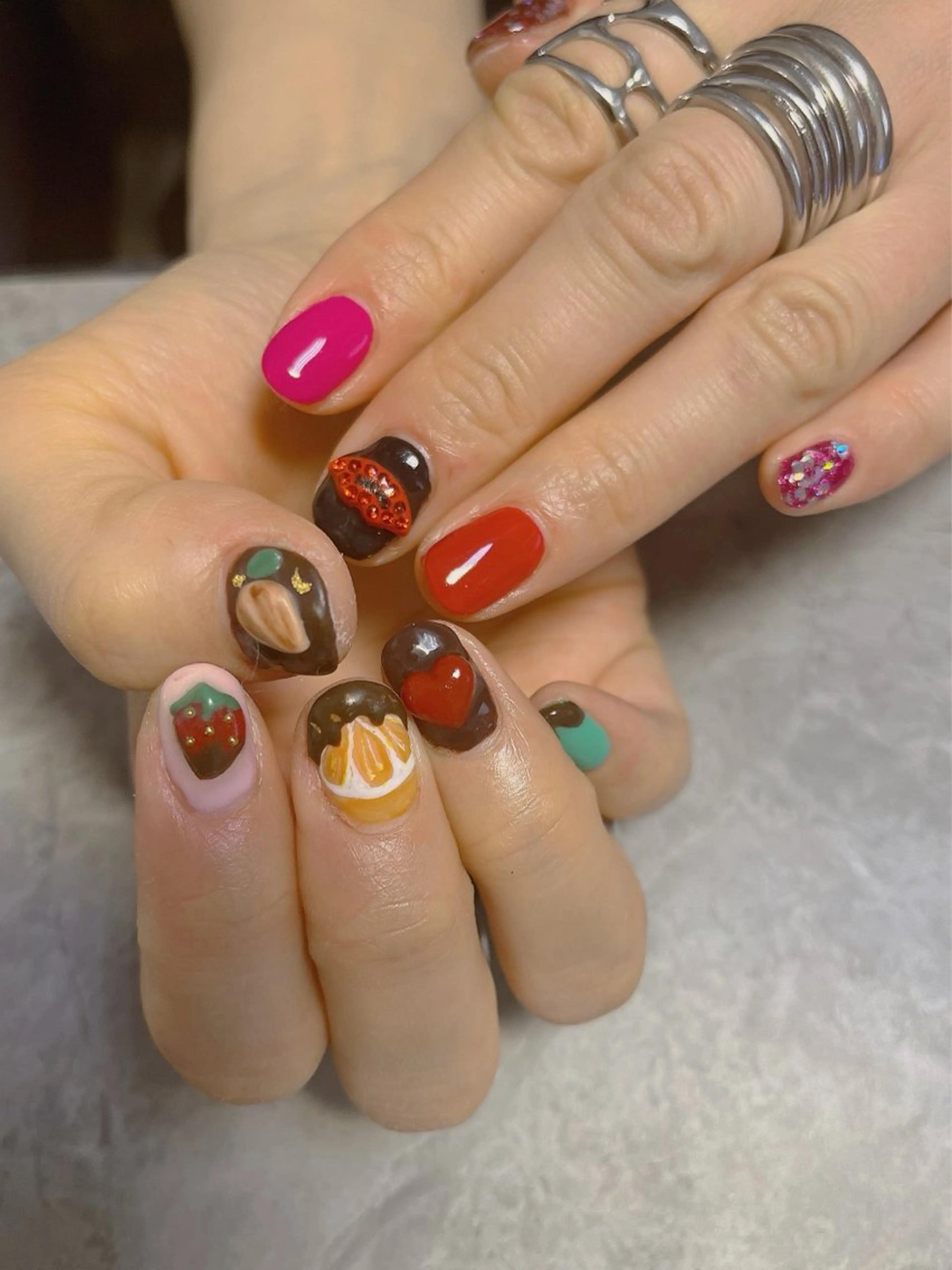 ネイル バレンタイン ベテランネイル cnc  nailのネイルデザイン