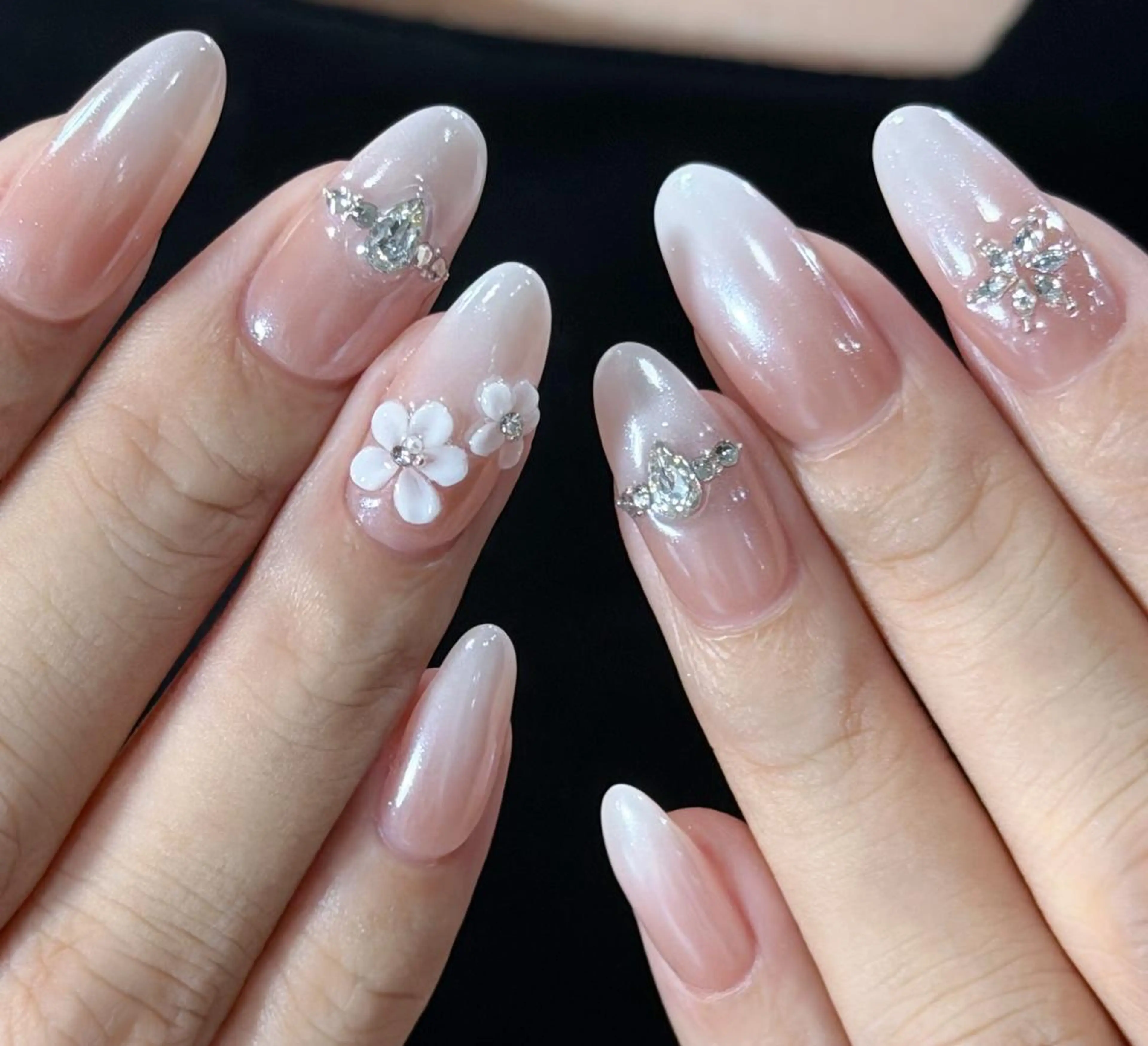 ネイル ハンドネイル エリ🫧 nail池袋東口のネイルデザイン