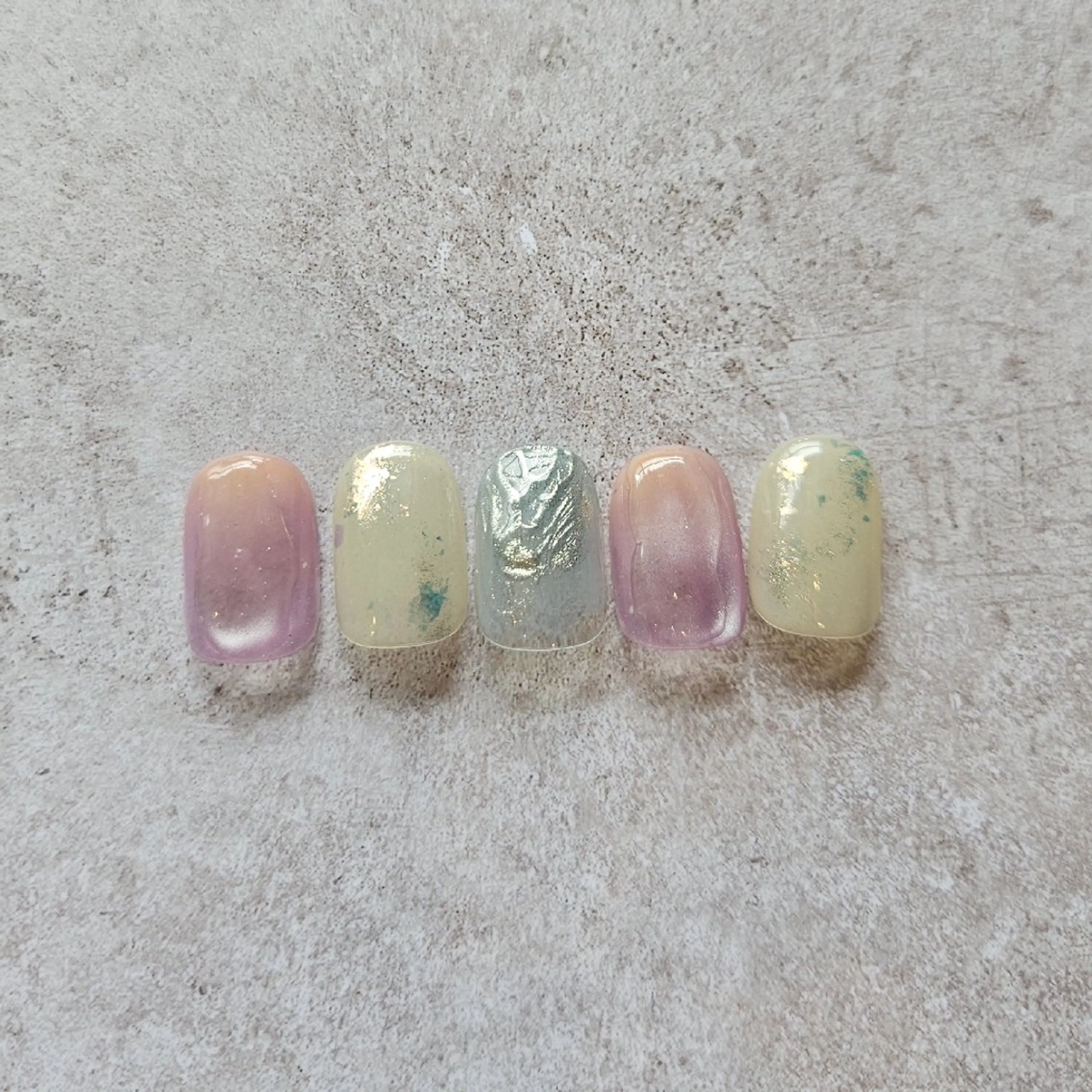 ネイル ジェルネイル マグネットネイル ニュアンスネイル パラジェル 春ネイル ハンドネイル Nailsalon manoのネイルデザイン