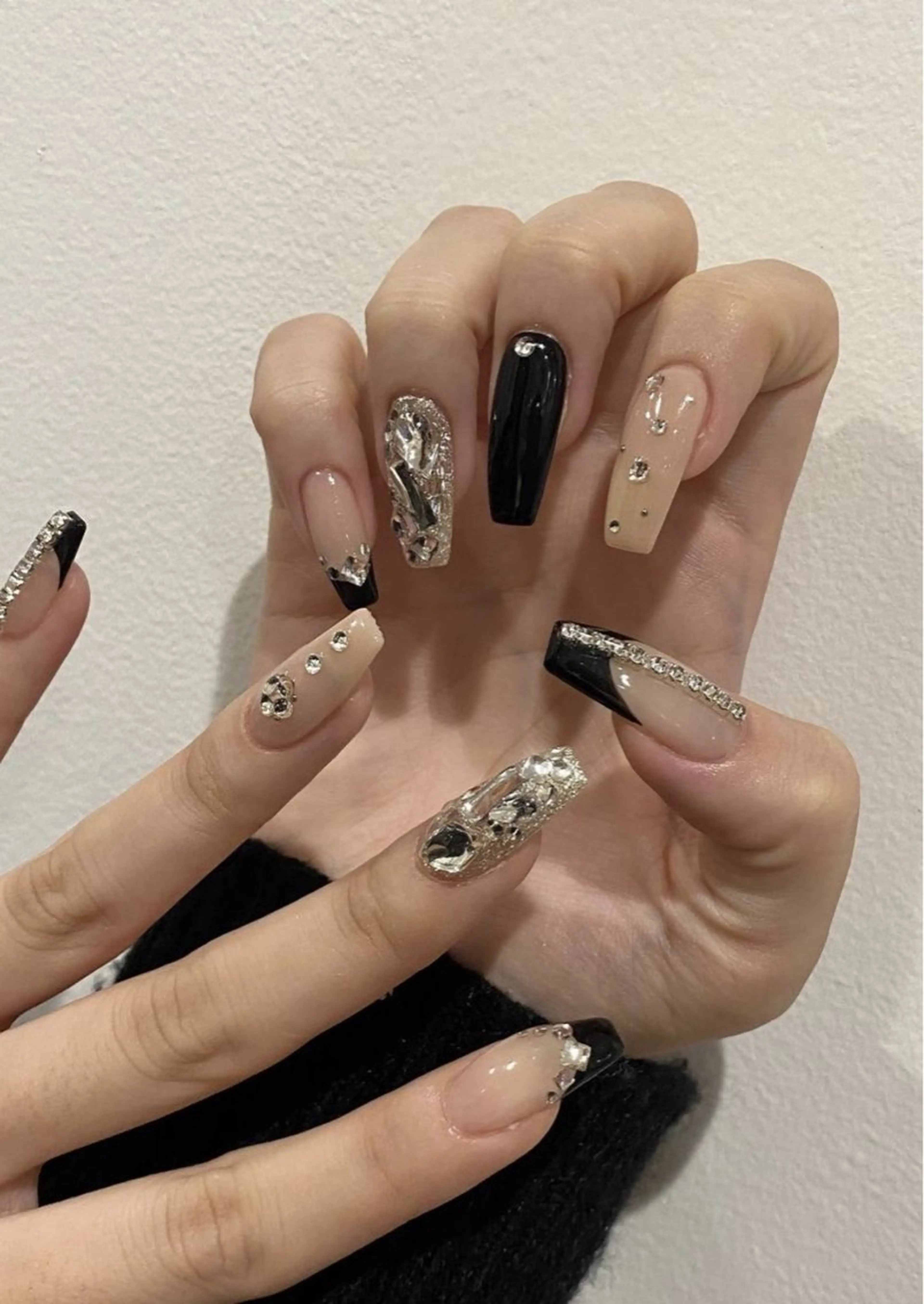 ネイル 韓国ネイル ニュアンスネイル シンプルネイル 春ネイル バレンタイン Nihonthy Nail 新宿所属・Nihonthy Nail 新宿のネイルデザイン