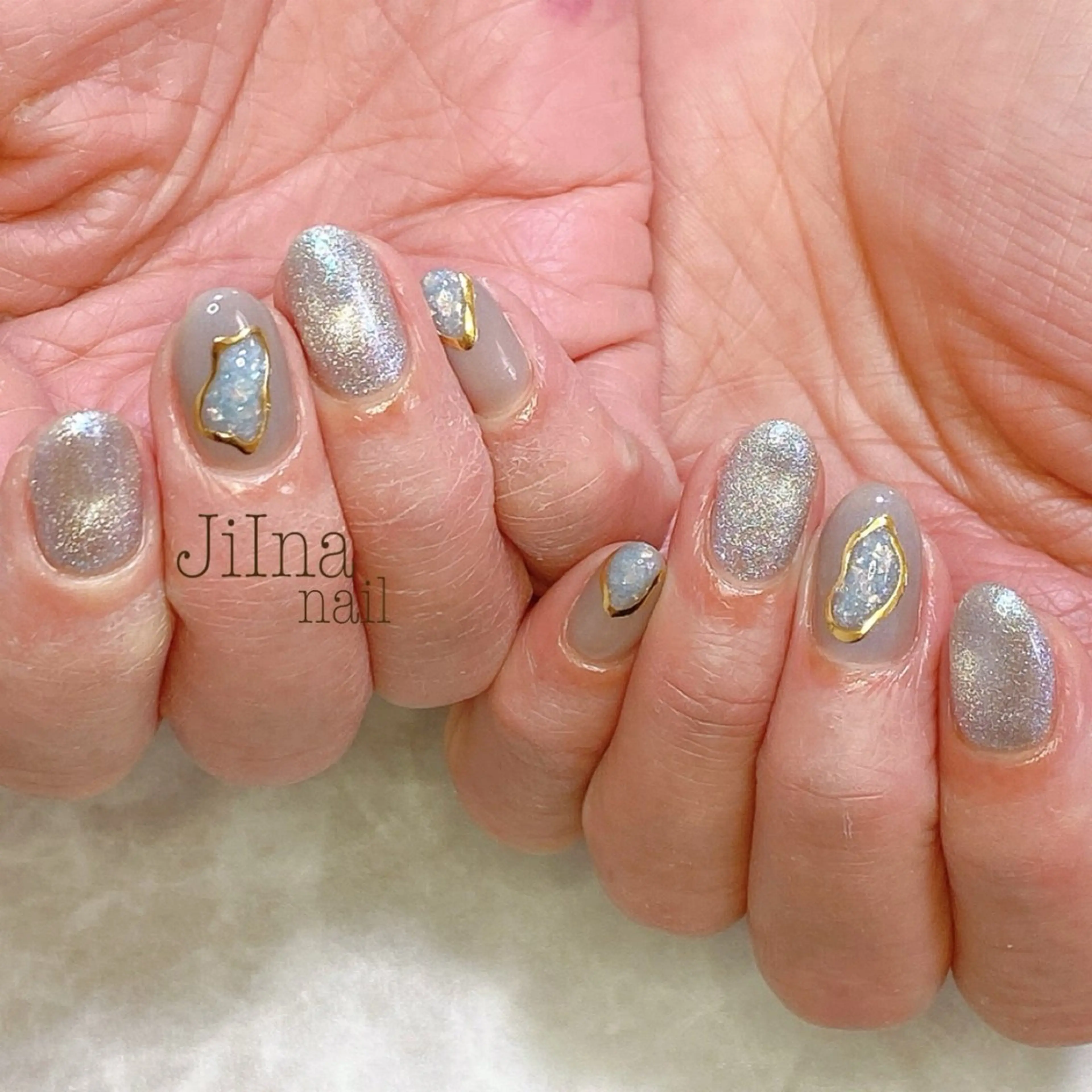 ネイル JiIna nailのネイルデザイン