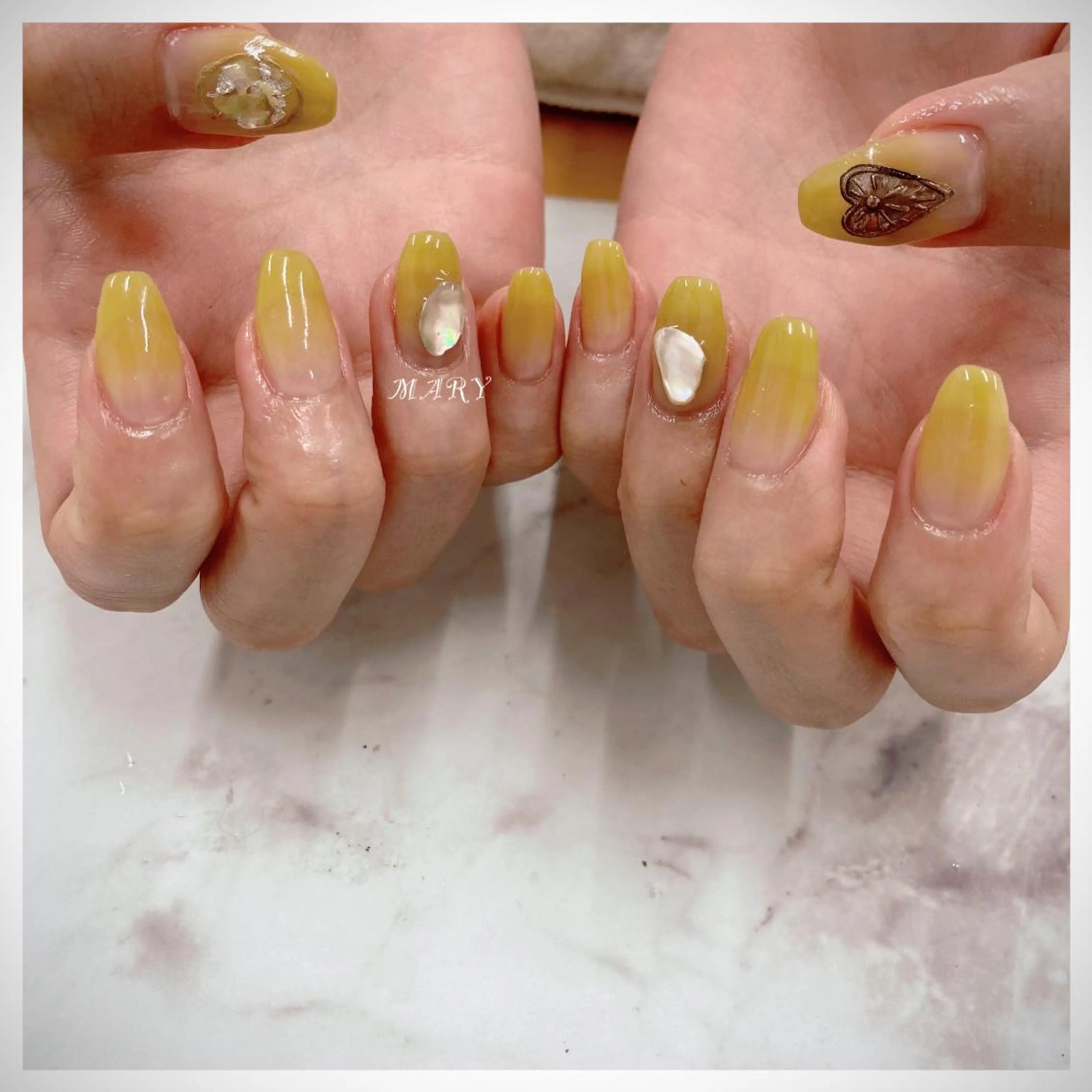ネイル アートネイル グラデーション グリーン ロングネイル ミラーネイル Mary nail .narumiのネイルデザイン