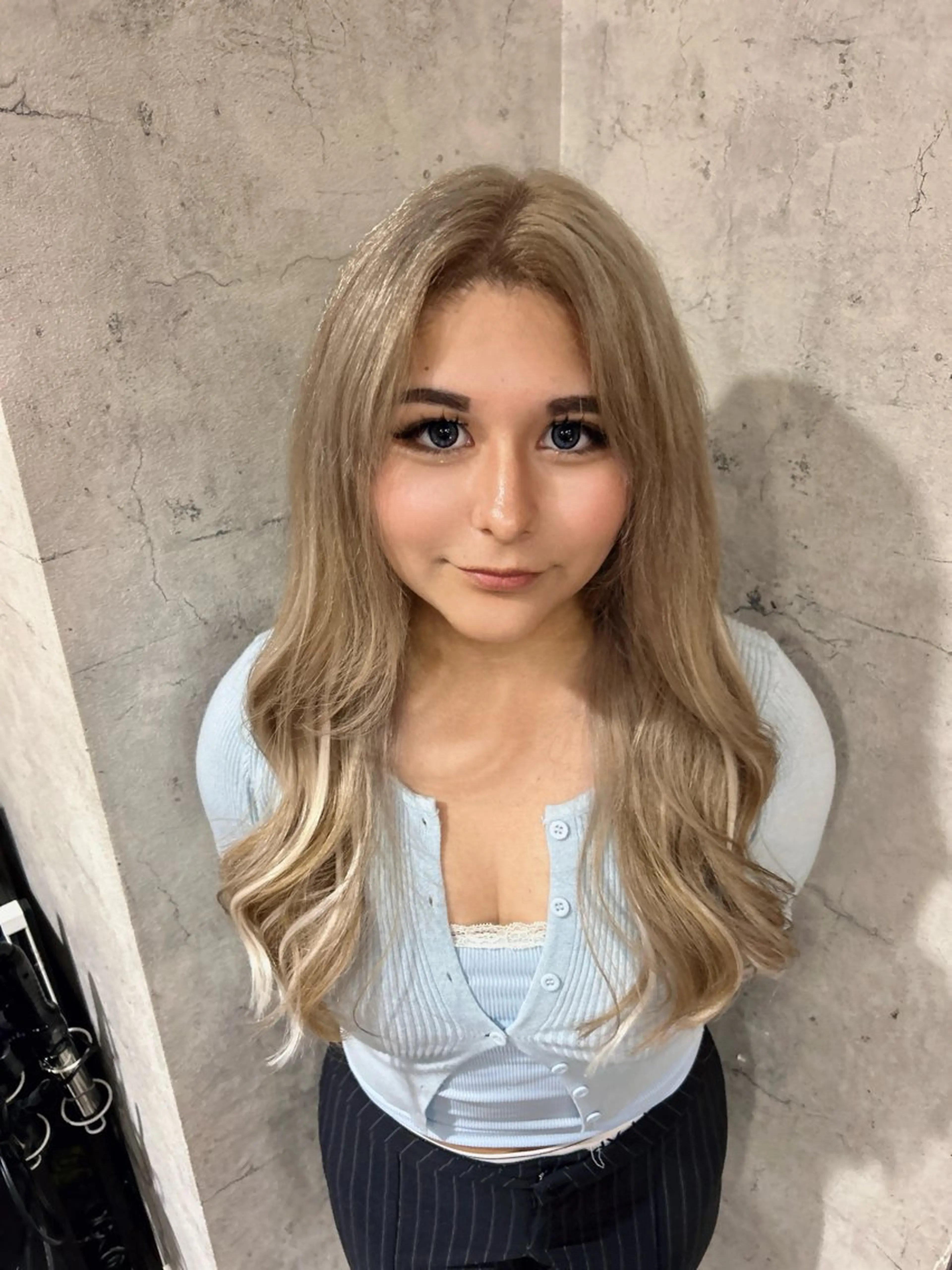 ロング カラー エクステ ブリーチ/エクステ/ 新宿/アリルのヘアスタイル