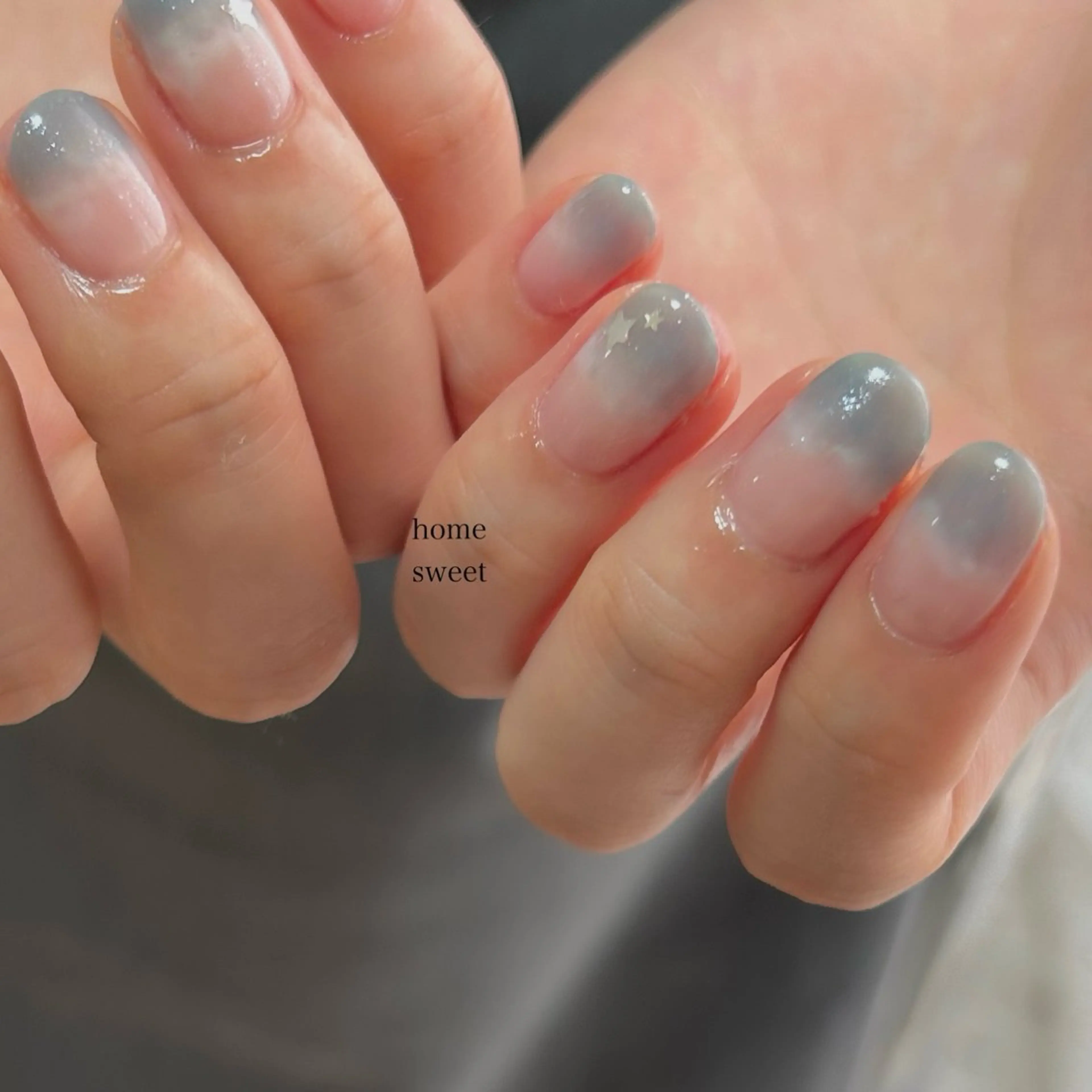 ミディアム ショートネイル. Home sweetのネイルデザイン