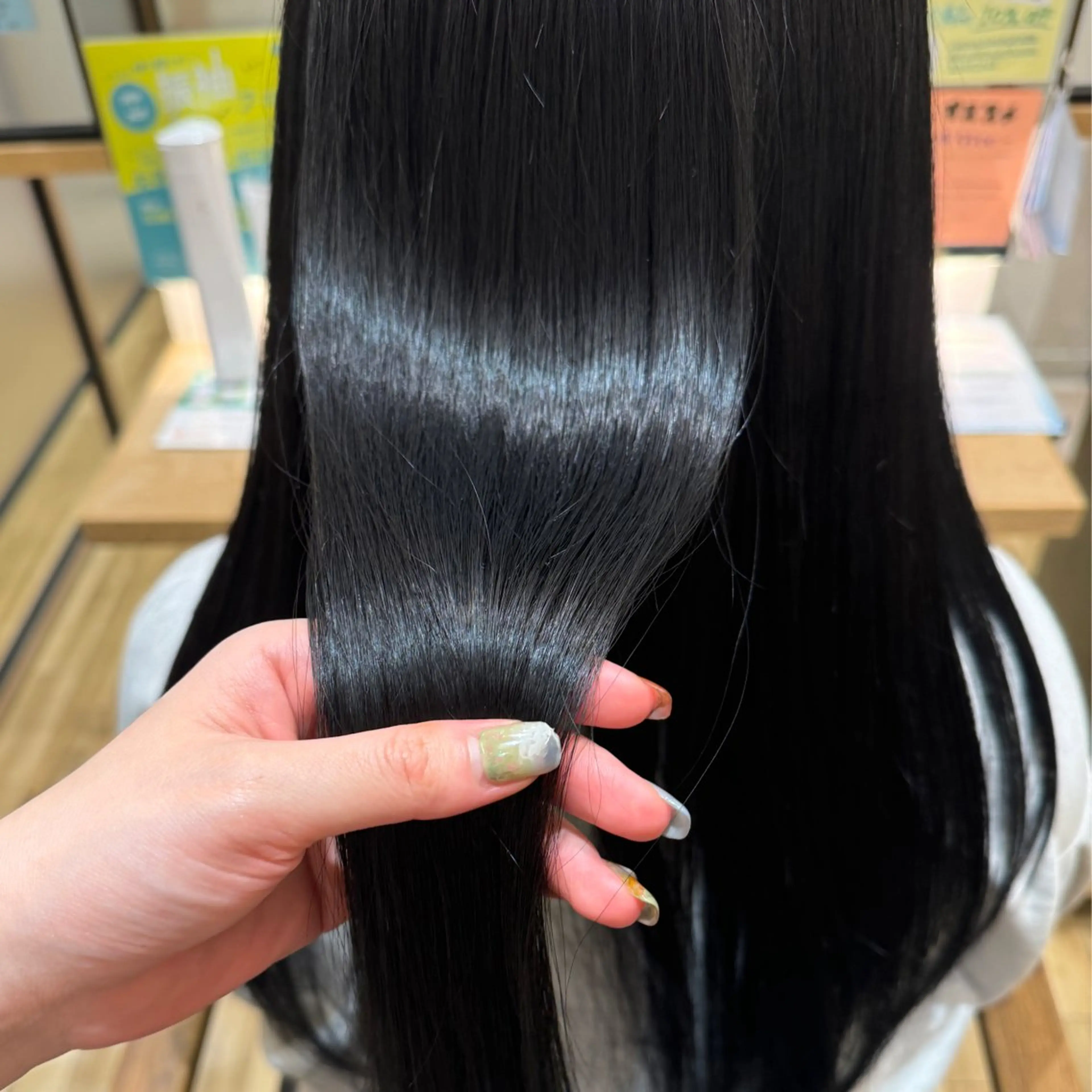 ⟡.· 平日16:00~限定 〖 縮毛矯正モデル 〗 🧚の写真